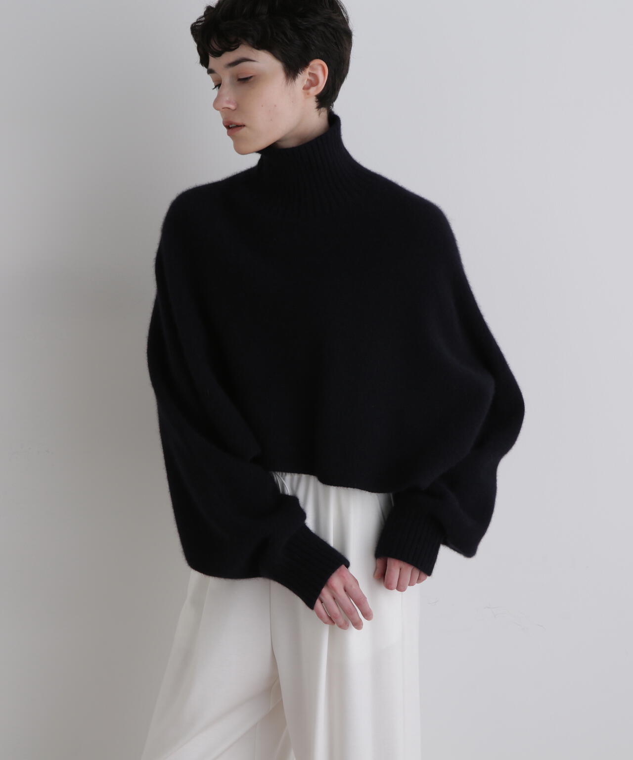 フォックス混ハイネックニット