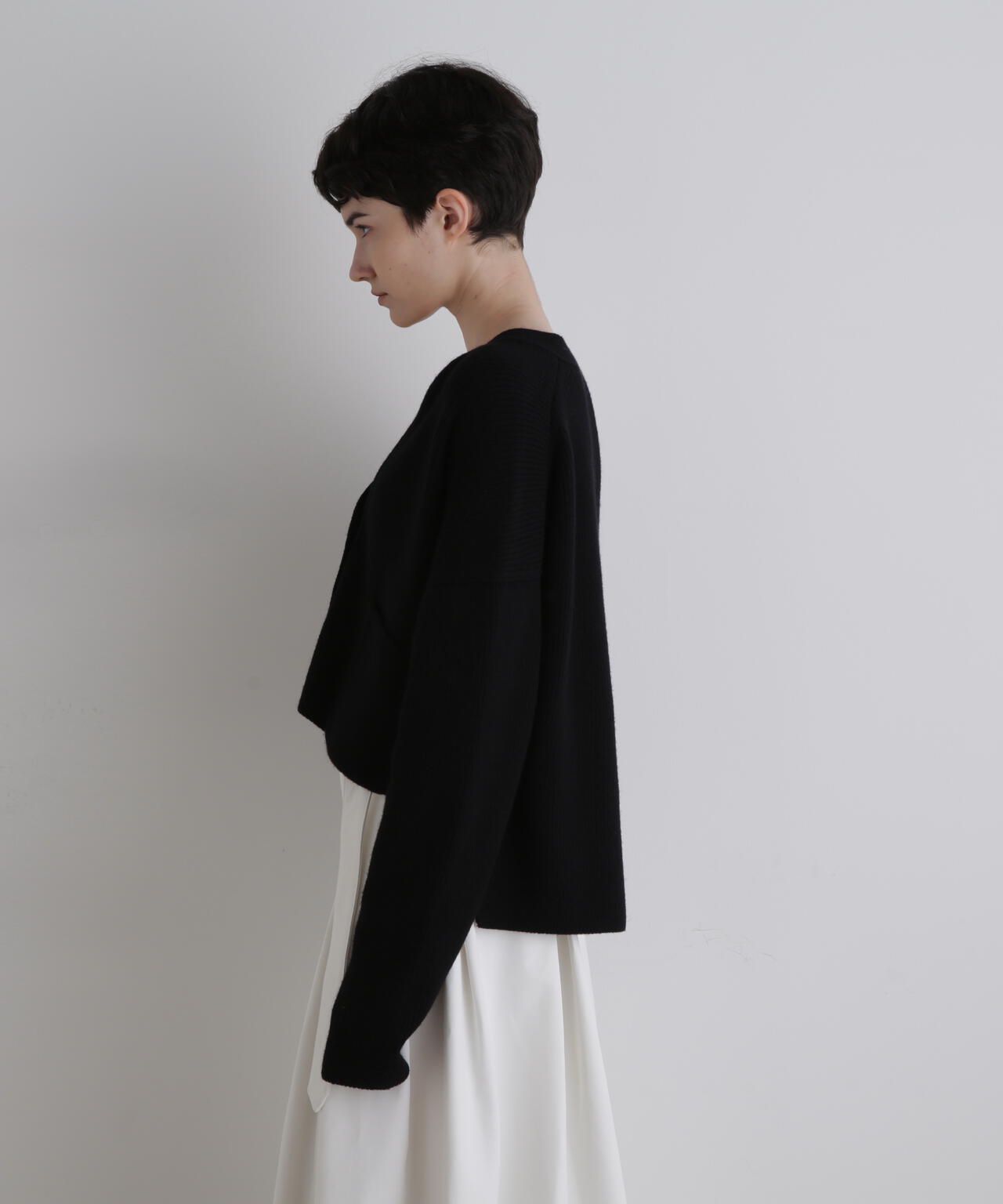 ウールコンパクトカーディガン