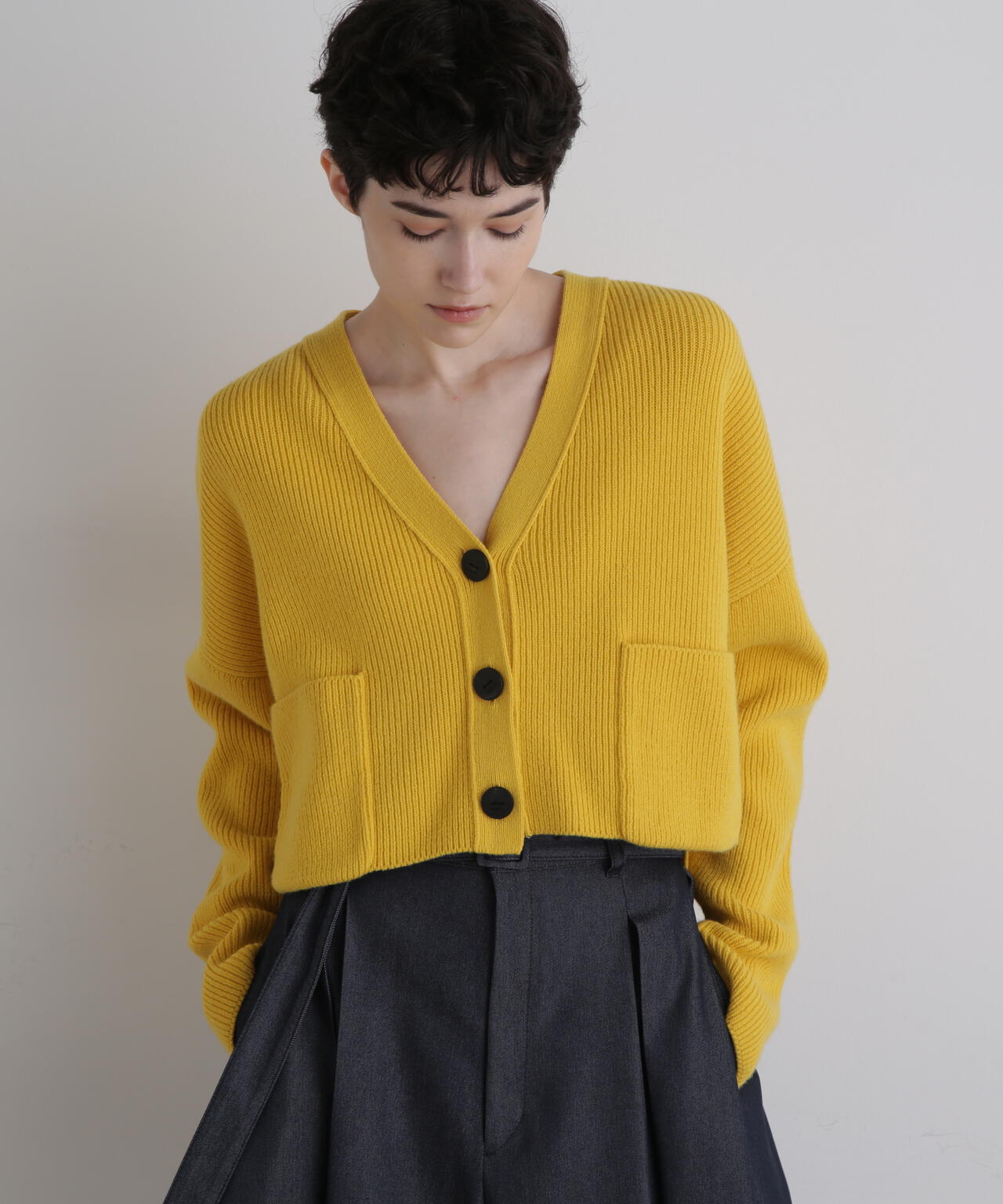 ウールコンパクトカーディガン