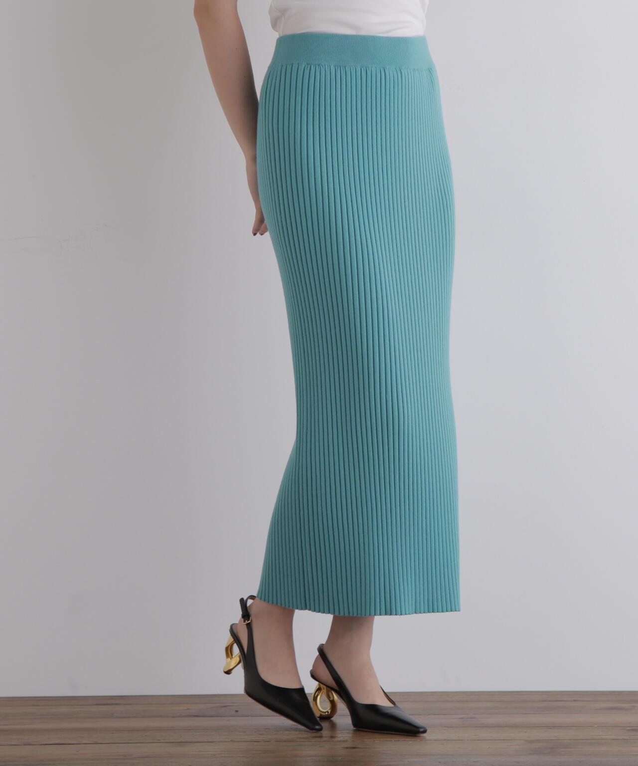 ワイドリブニットスカート