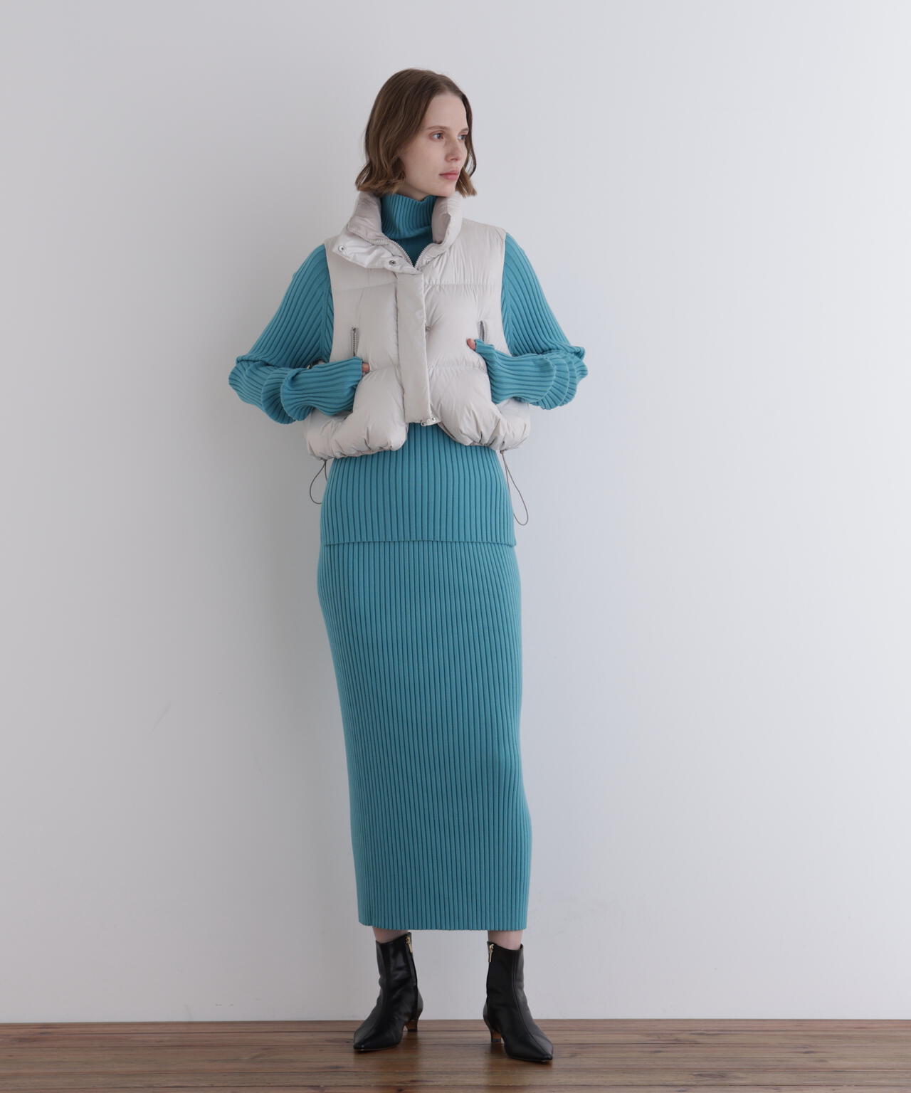 ワイドリブニットスカート