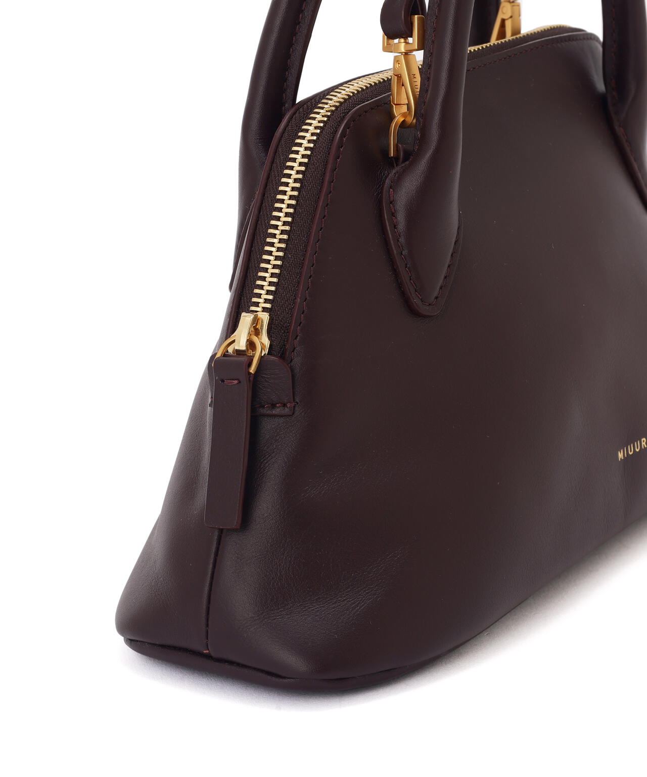 ミウールMIUURLOMU バッグ黒▪️1er Arrondissement ミウールMIUURLOMU バッグ黒▪️1er Arrondissement