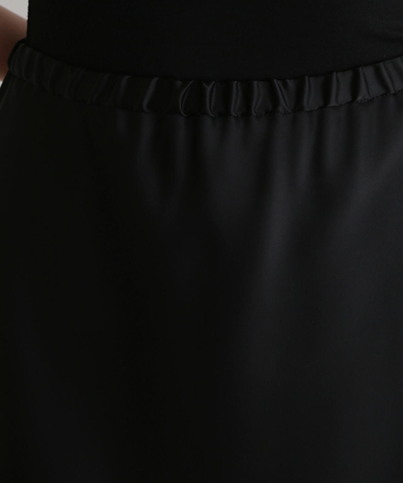 クラシックサテンスカート