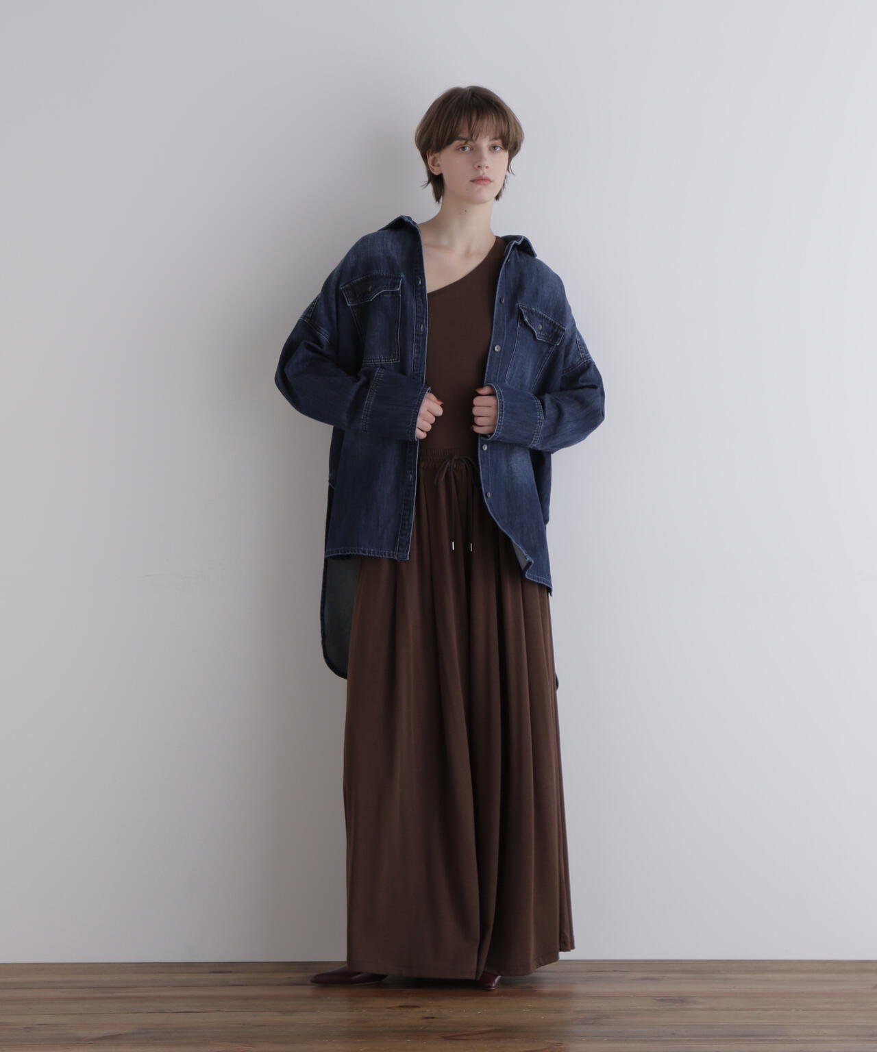 LE PHIL（ルフィル） コットン100％ ギャザー切替 バックロング シャツ LE PHIL（ルフィル） コットン100％ ギャザー切替 バックロング