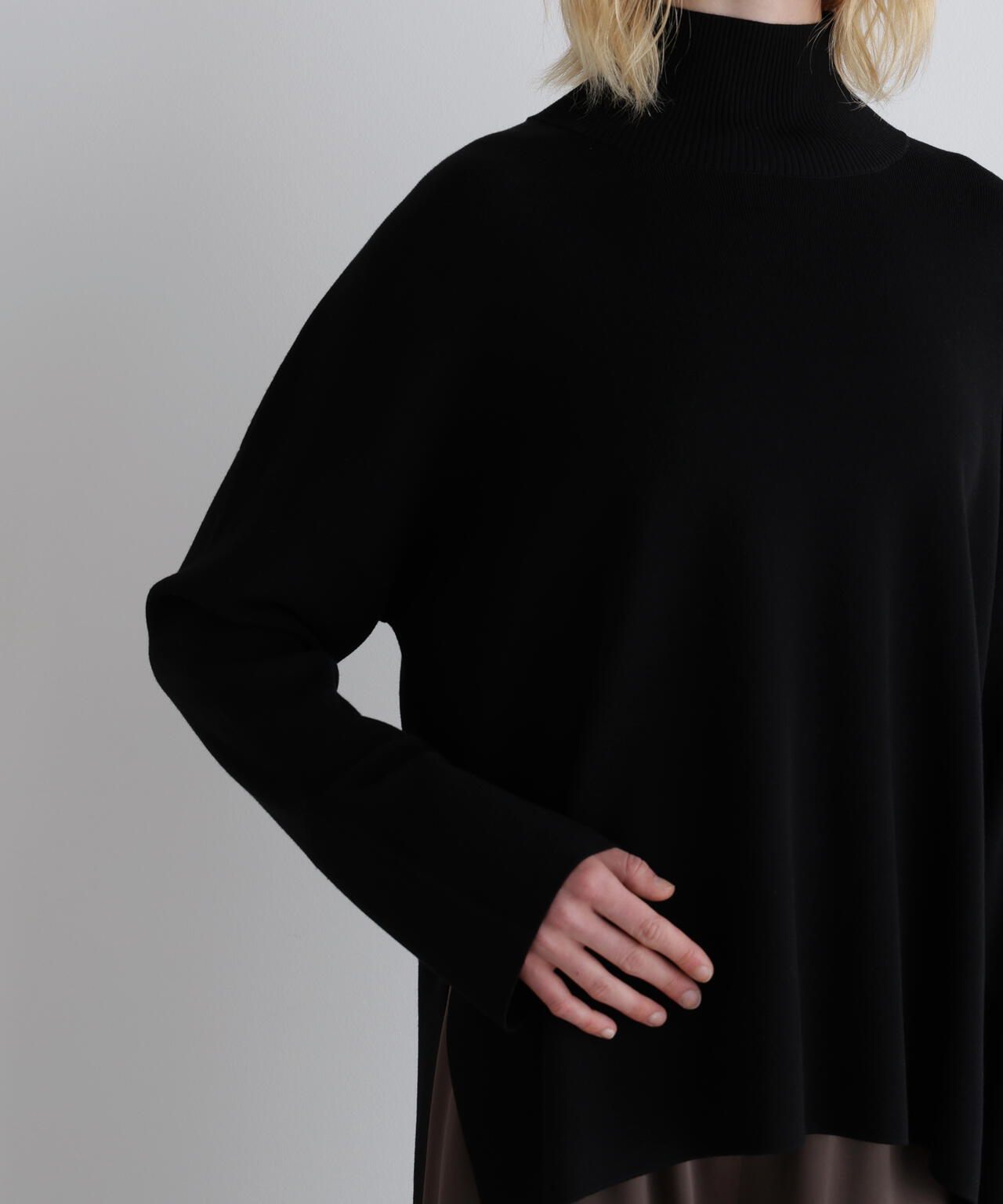 オーバーサイズプルオーバーニット | LE PHIL（ル フィル