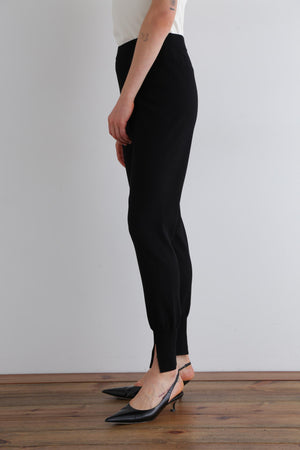 5a815c16-4cae-53a7-94c2-1372dd85654b_Image