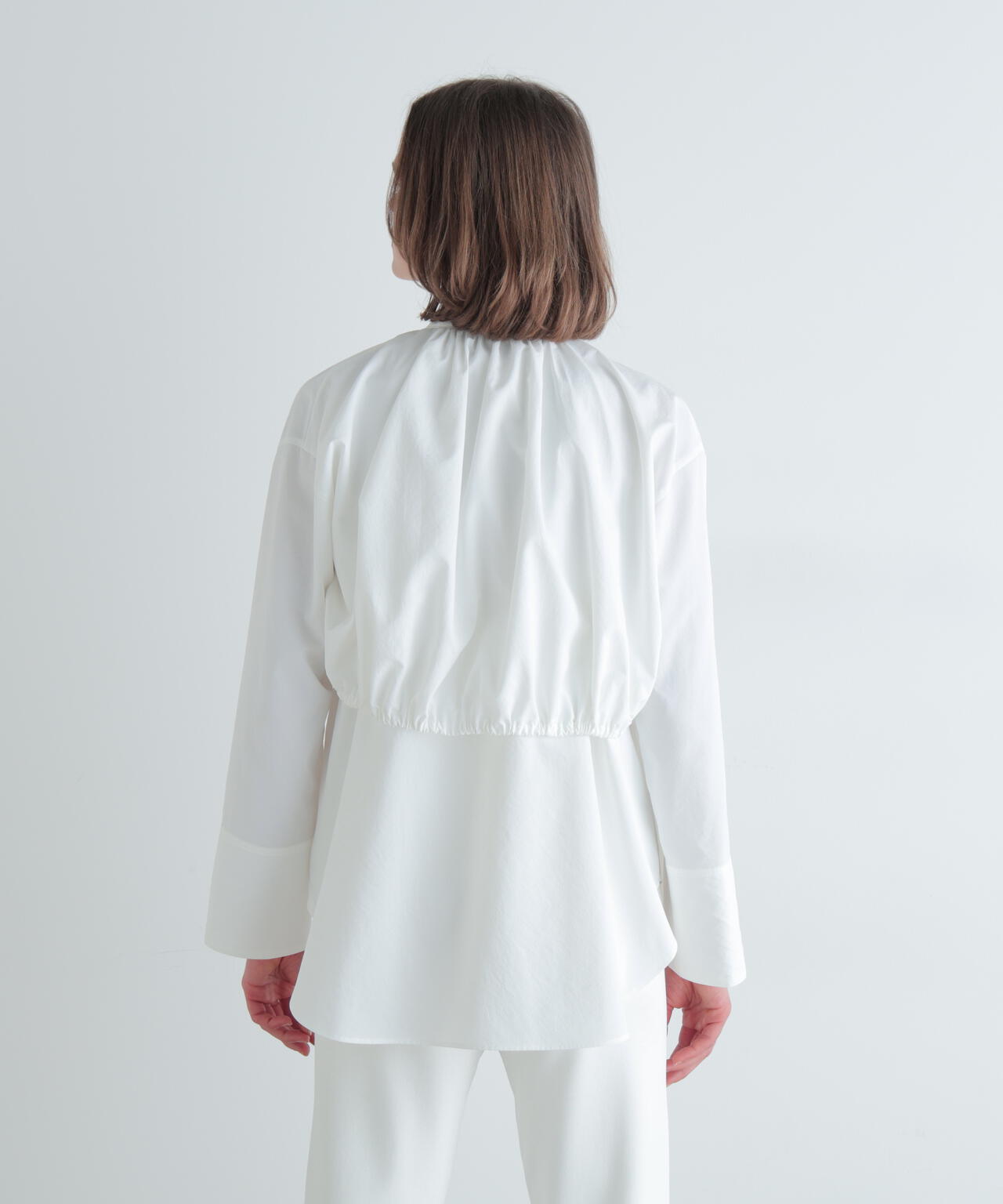 ケープカフスブラウス