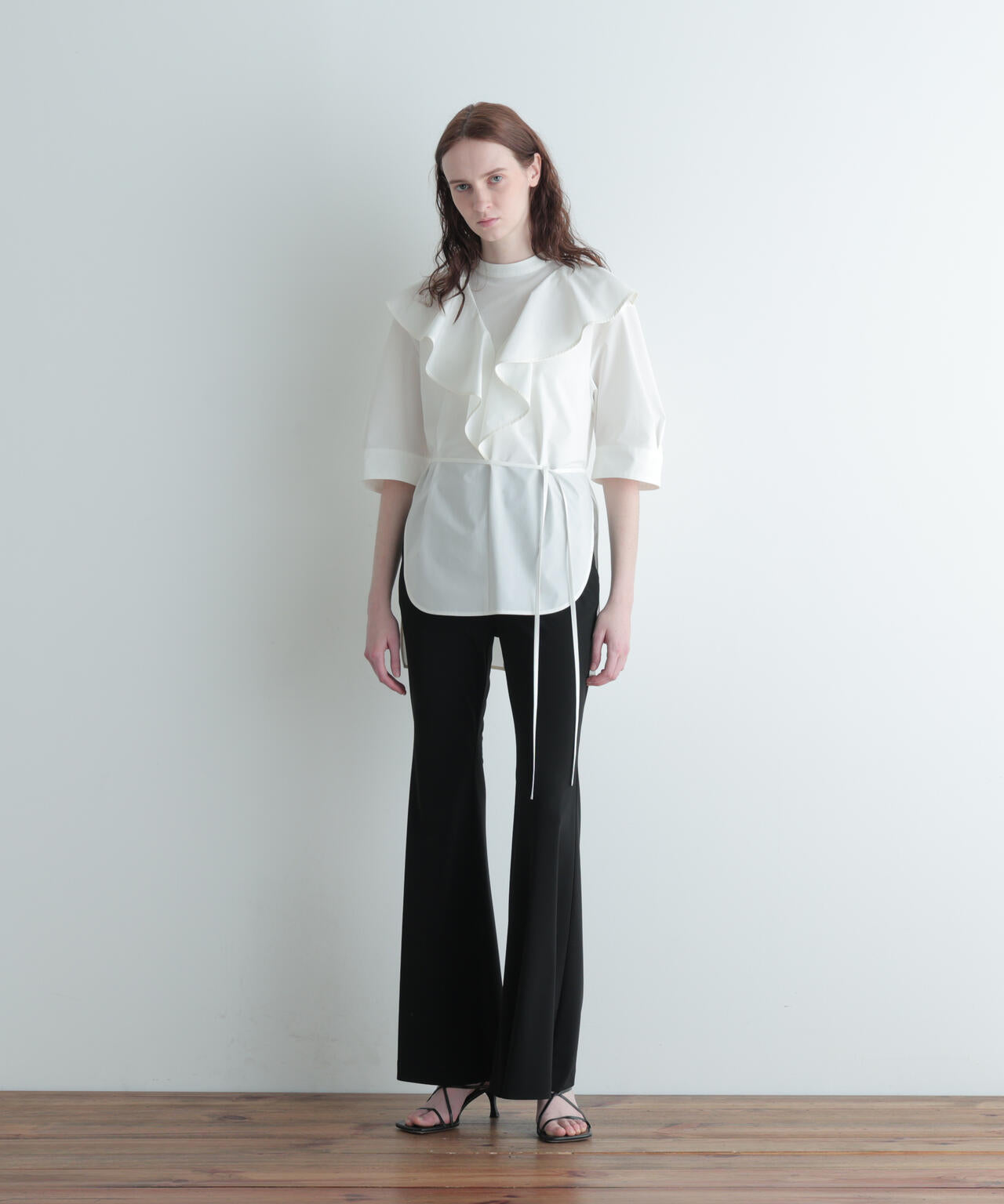 SOLOTEXブロードラッフルブラウス