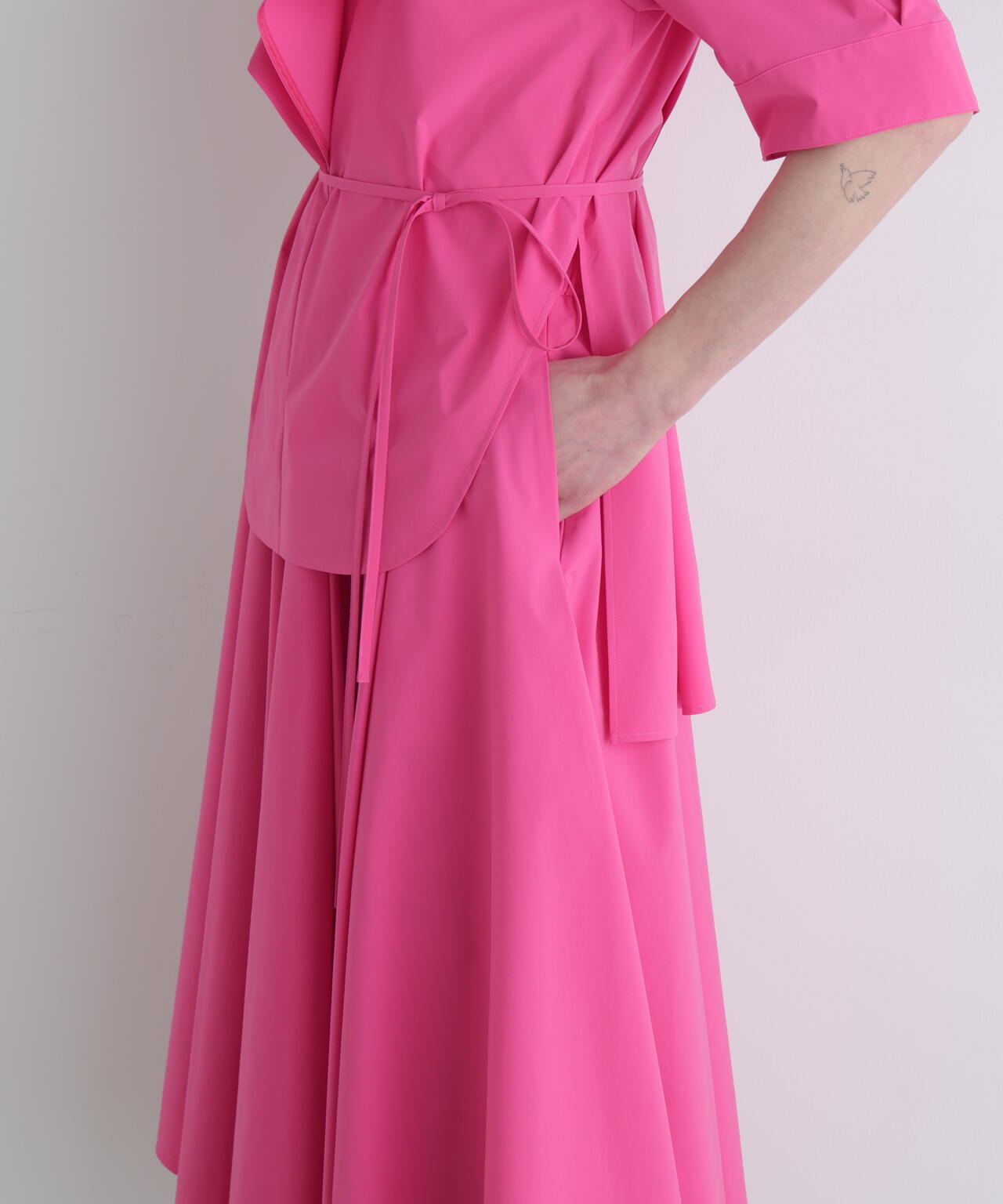 SOLOTEXブロードラッフルブラウス