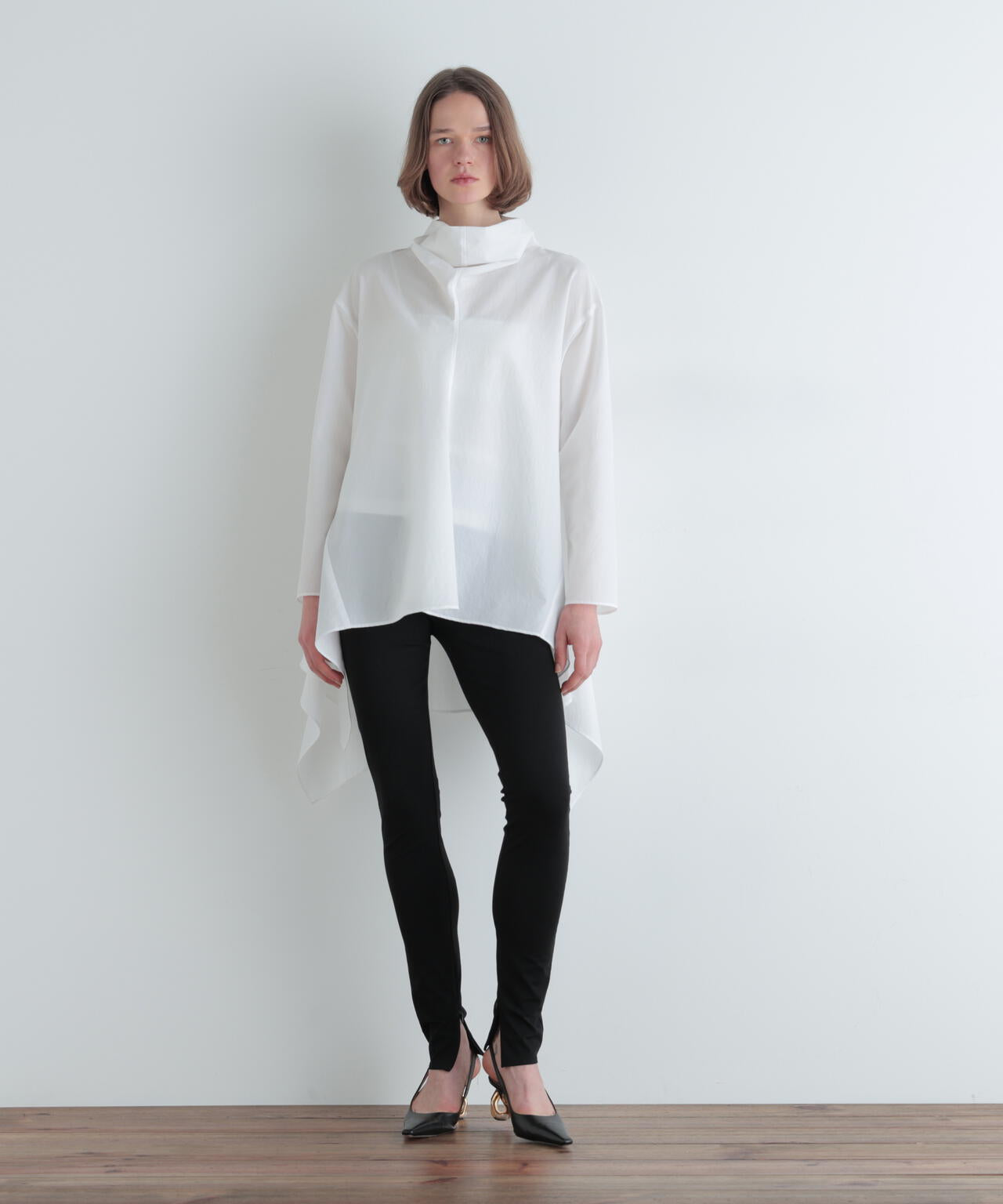 クールドットサイドヘムブラウス