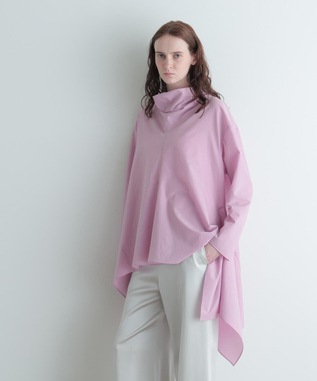 クールドットサイドヘムブラウス