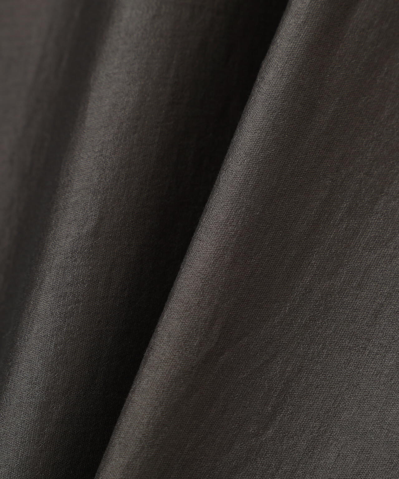 スタンドカラーフリルブラウス