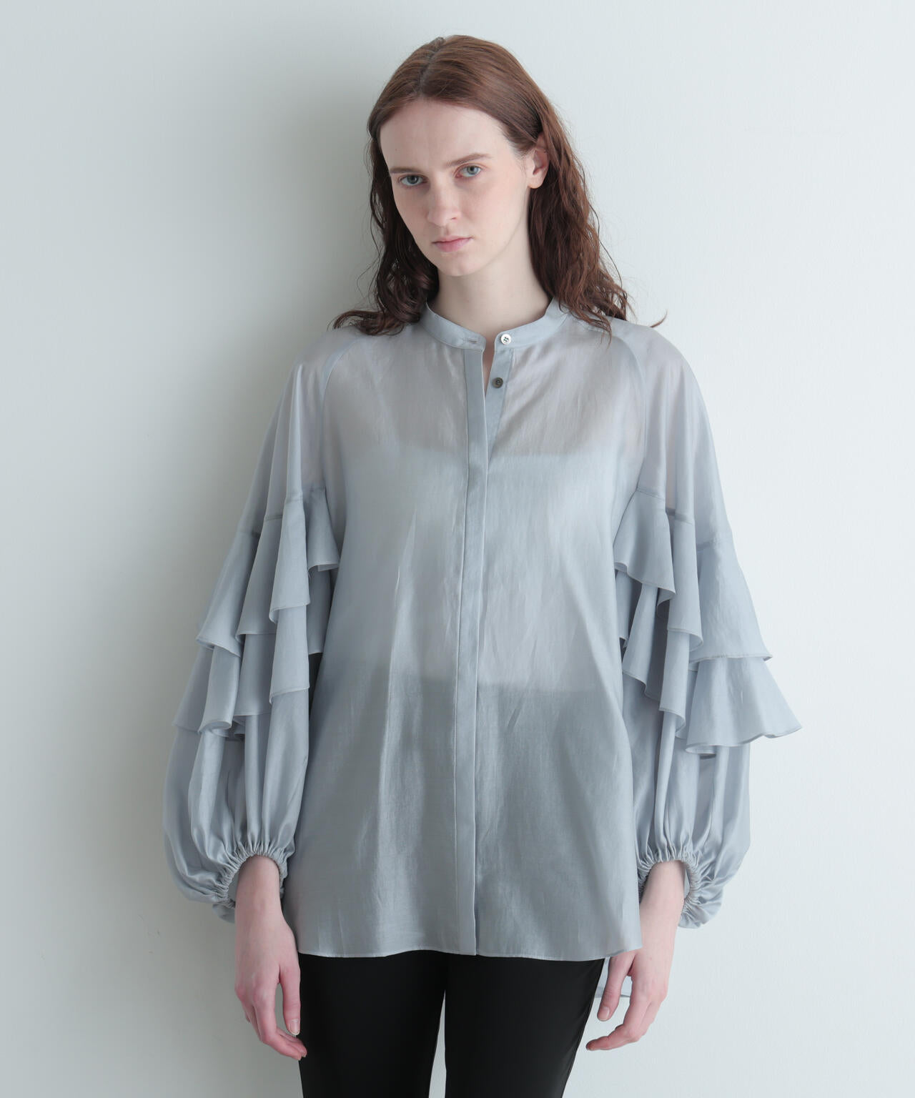 スタンドカラーフリルブラウス | LE PHIL（ル フィル） ｜【公式】通販