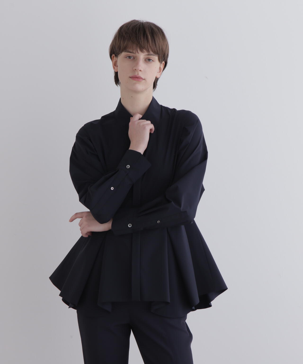 SOLOTEXブロードタックフレアブラウス