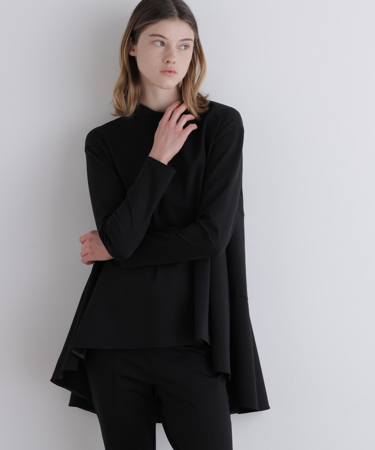 ハイストレッチポンチスタンドカラーブラウス