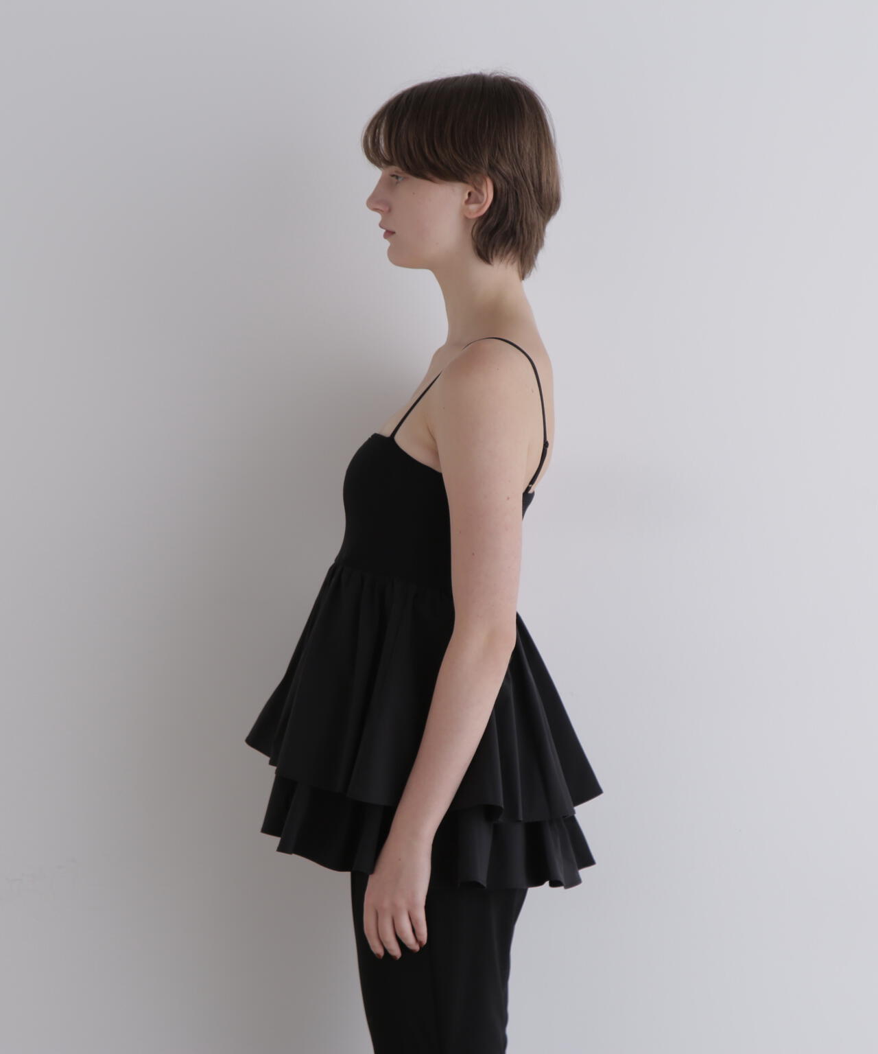 フリルキャミソール