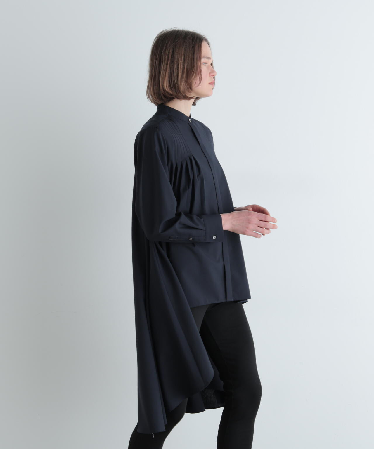 ライトウールボリュームブラウス