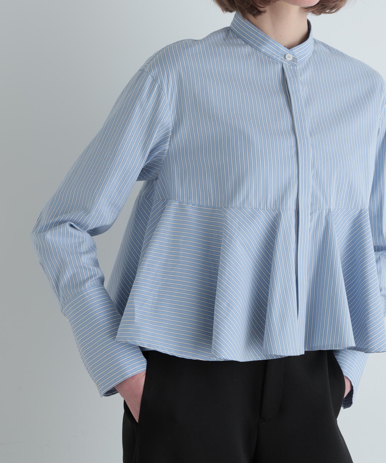 SOLOTEXブロードショートペプラムブラウス | LE PHIL（ル フィル