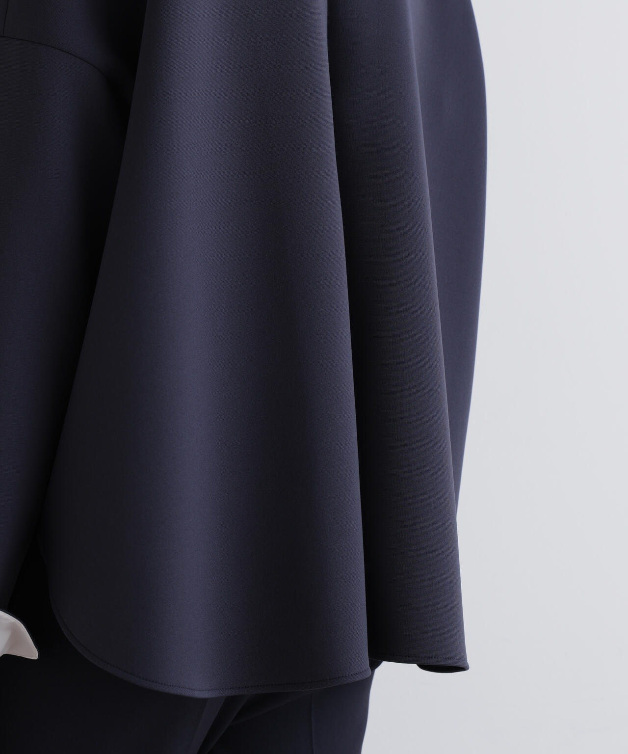 スキューバーダンボールブラウス