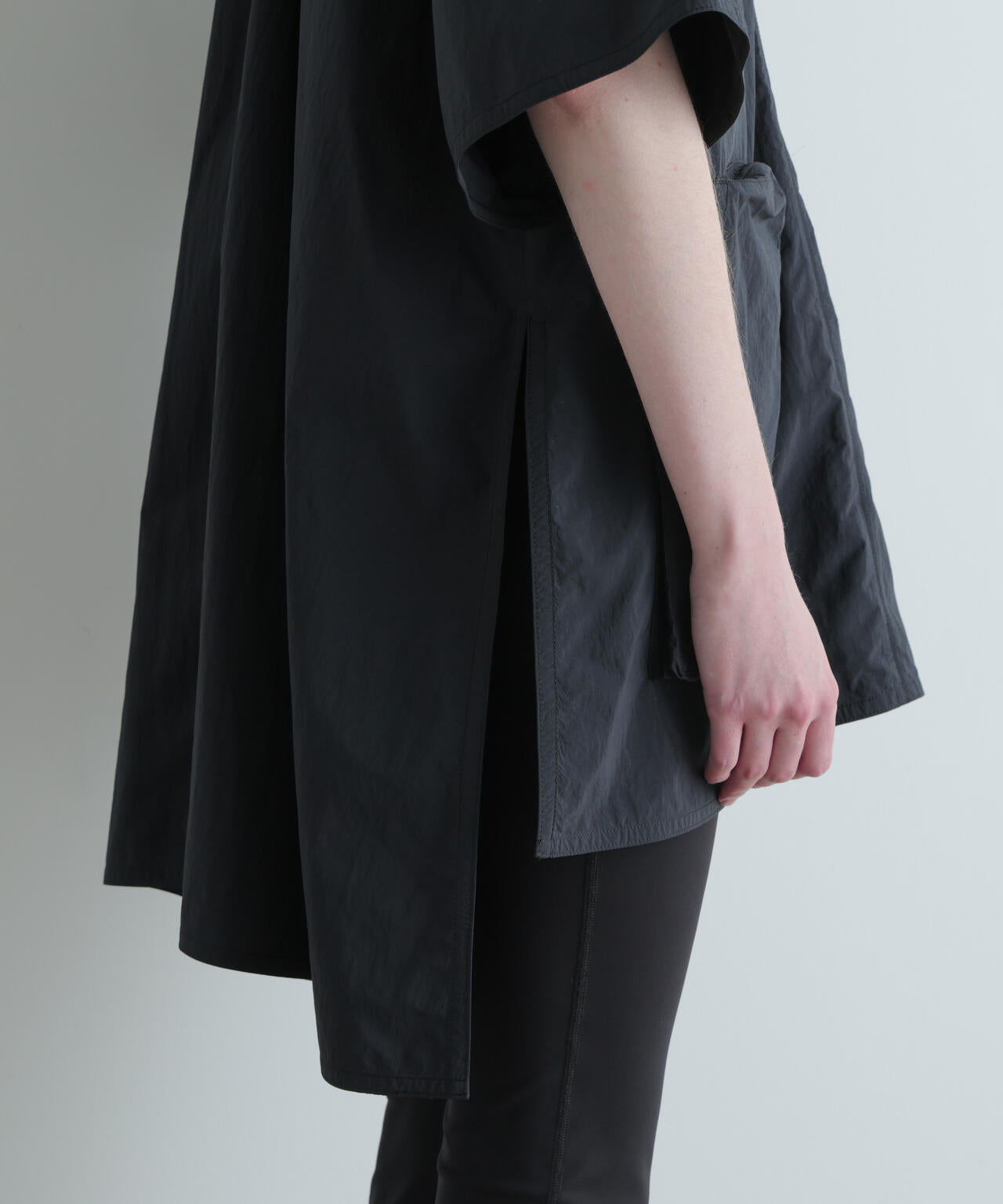 《LE PHIL SPORTS》タフタＴシャツジレ