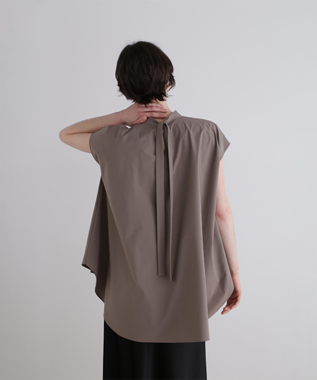 SOLOTEXノースリーブブラウス | LE PHIL（ル フィル） ｜【公式】通販