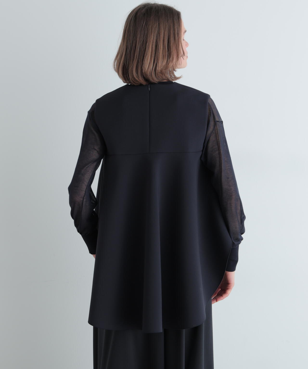 ライトボンディングノースリーブジレブラウス