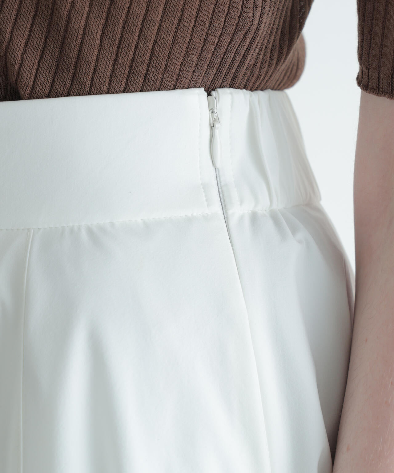 SOLOTEXブロードタックスカート