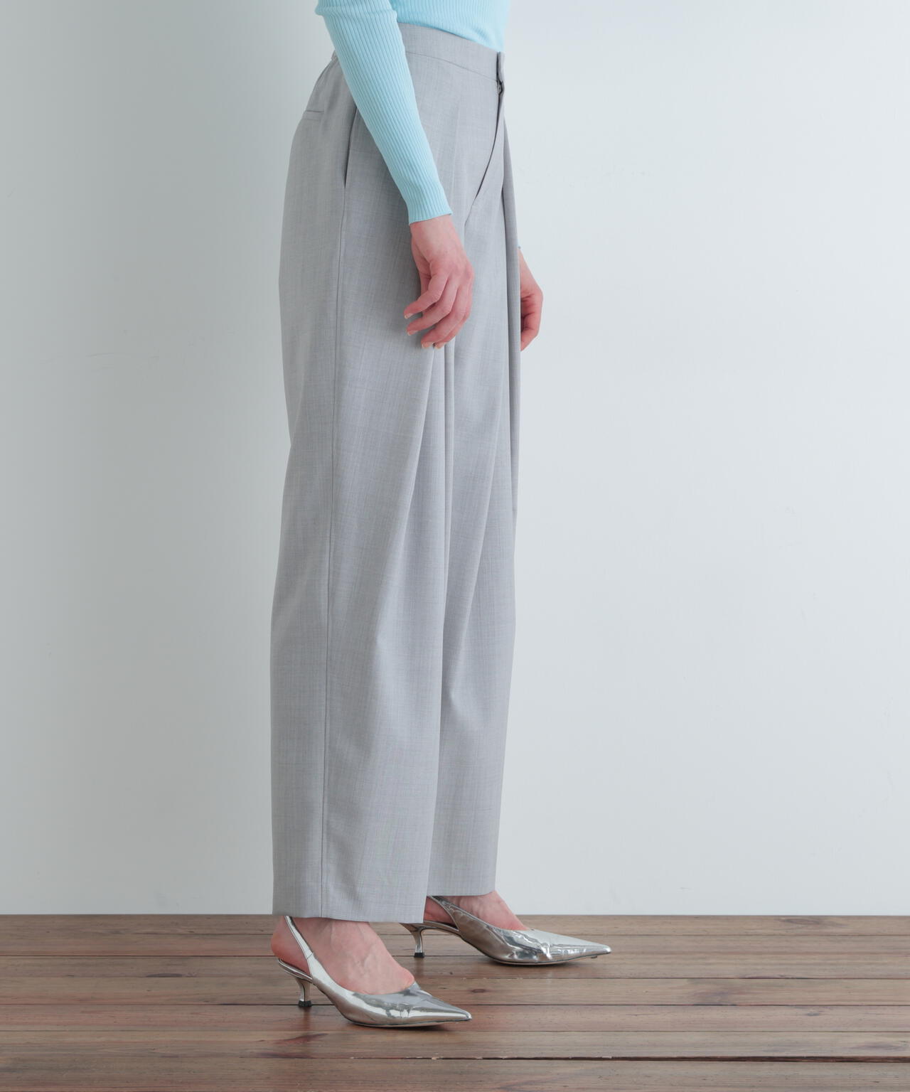 ライトウールワイドパンツ