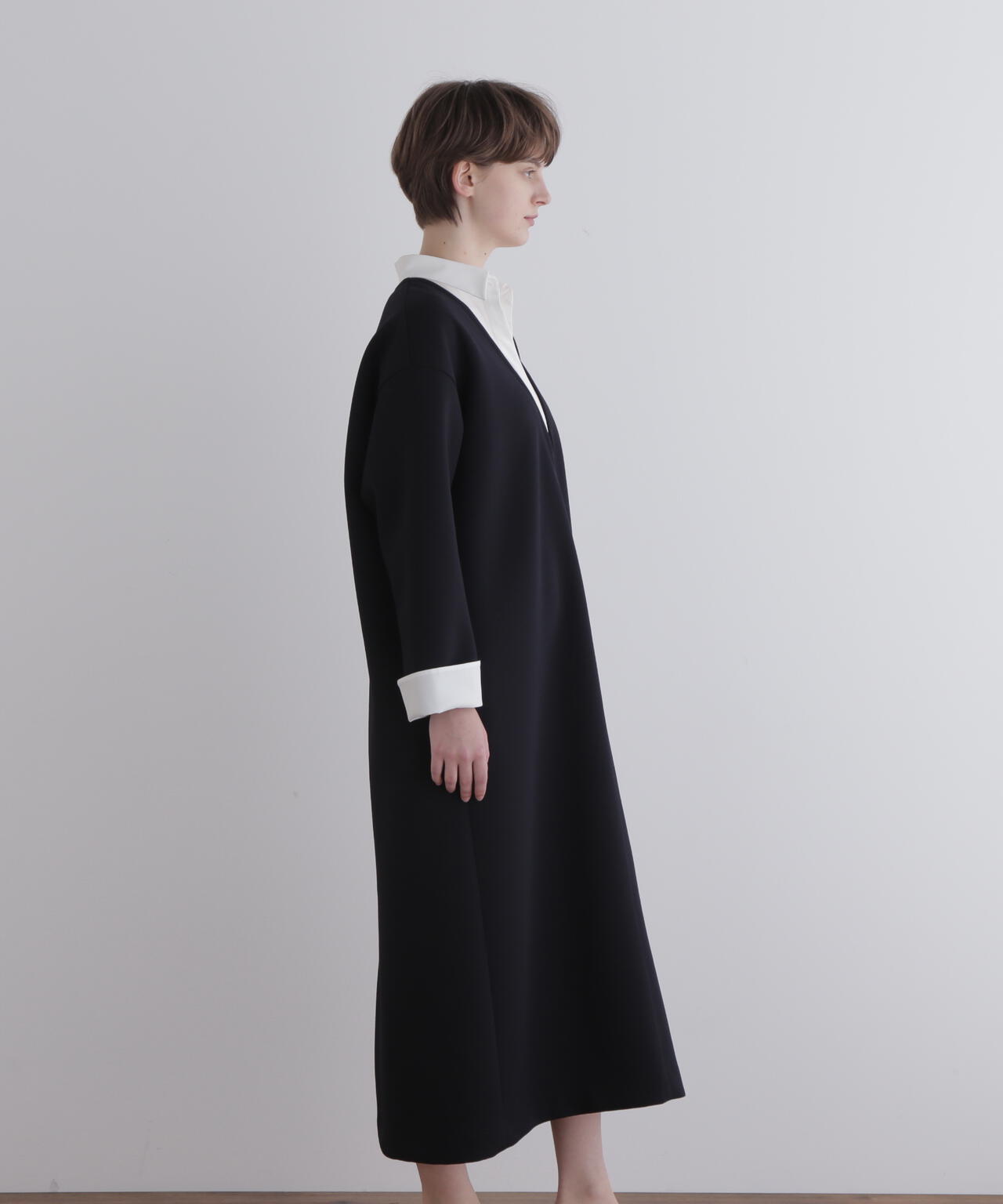 ジャージー襟付きワンピース