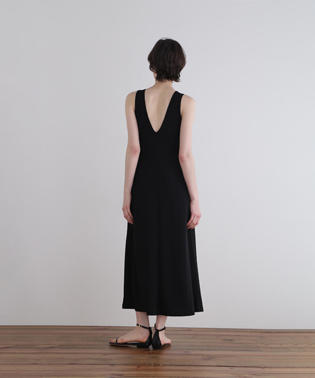 カップインＵネックドレス