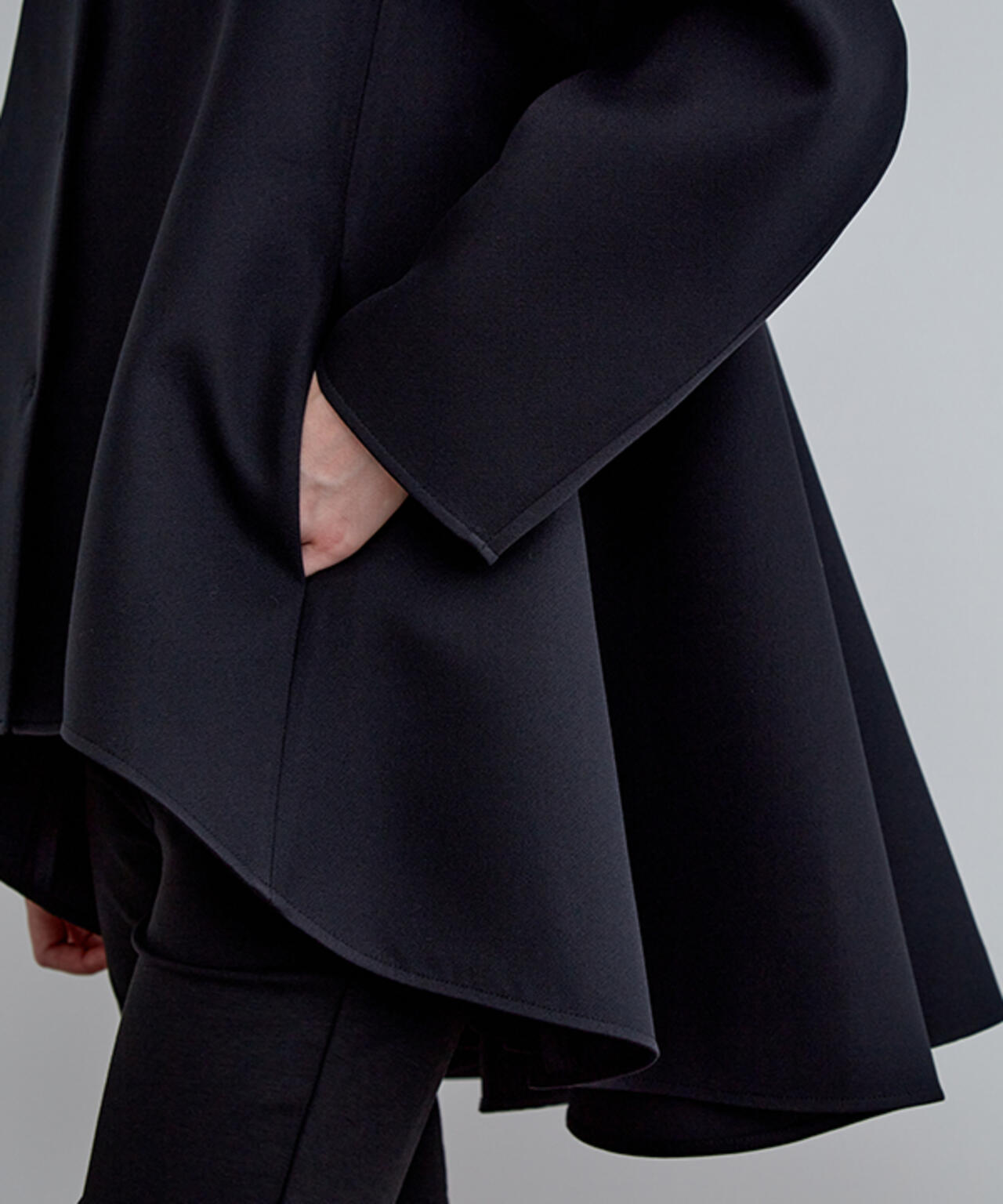 エアートリプルクロスバックフレアジャケット | LE PHIL（ル フィル