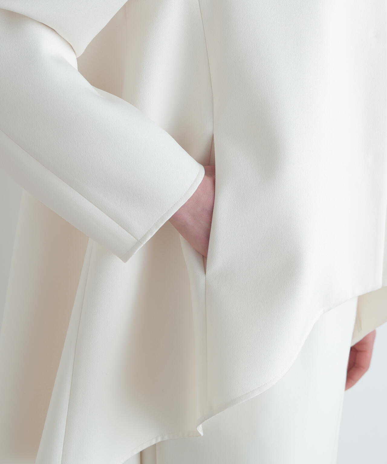 エアートリプルクロスバックフレアジャケット | LE PHIL（ル フィル