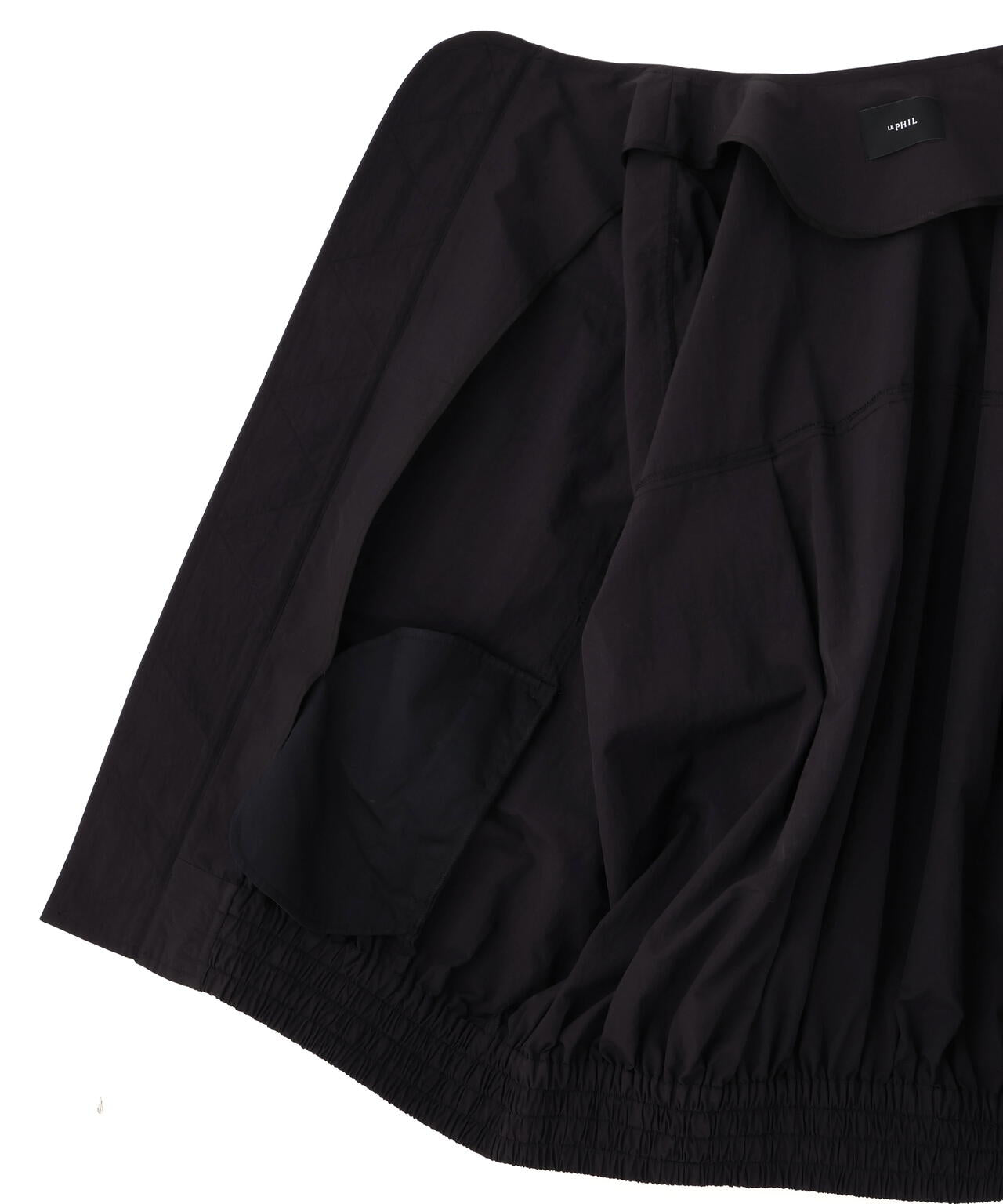 《LE PHIL SPORTS》ライトシェルタフタノースリーブジャケット