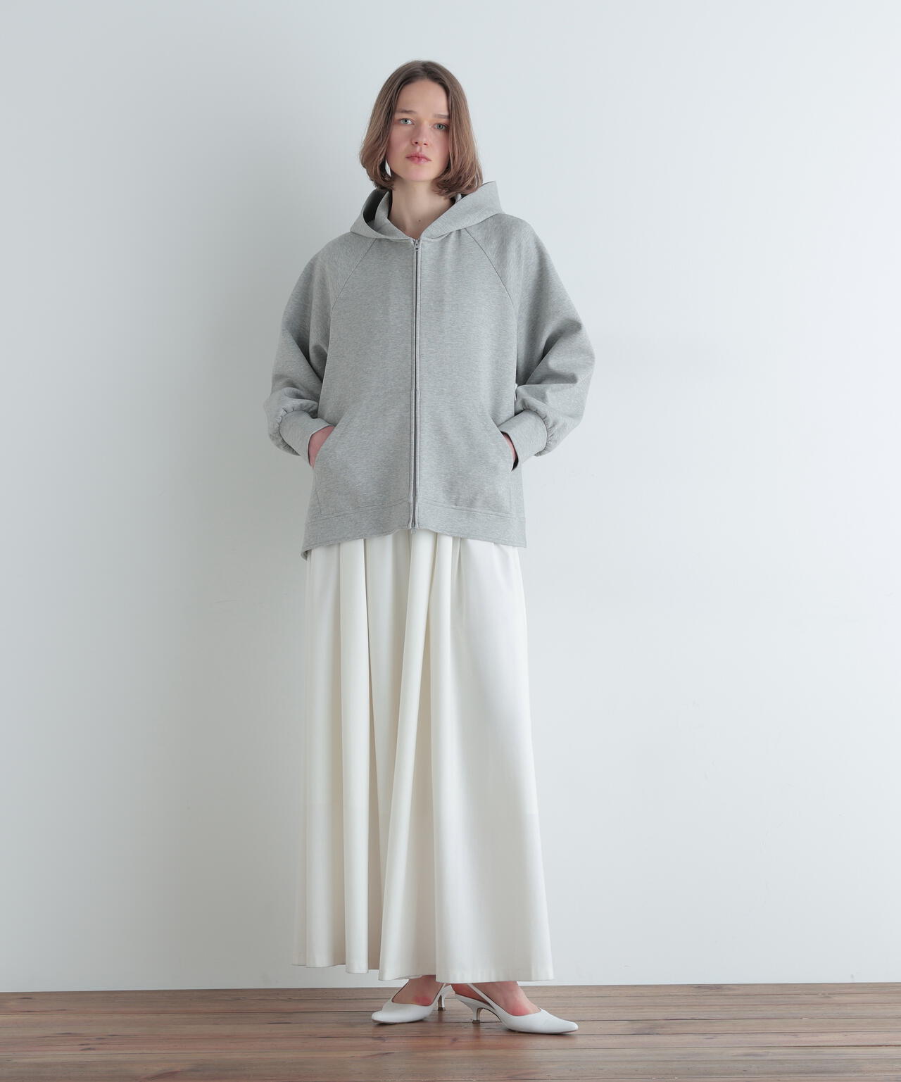 エアーダンボールフーディー