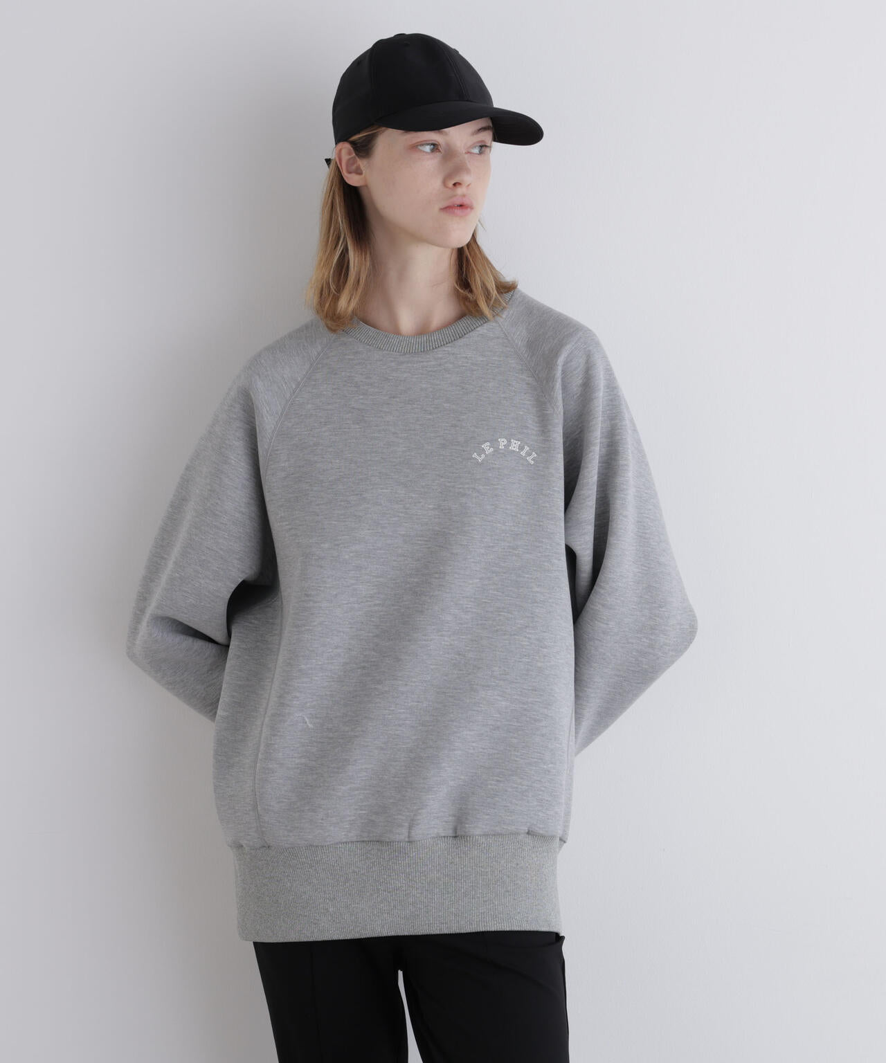 《LE PHIL SPORTS》ダンボールオーバーサイズプルオーバー
