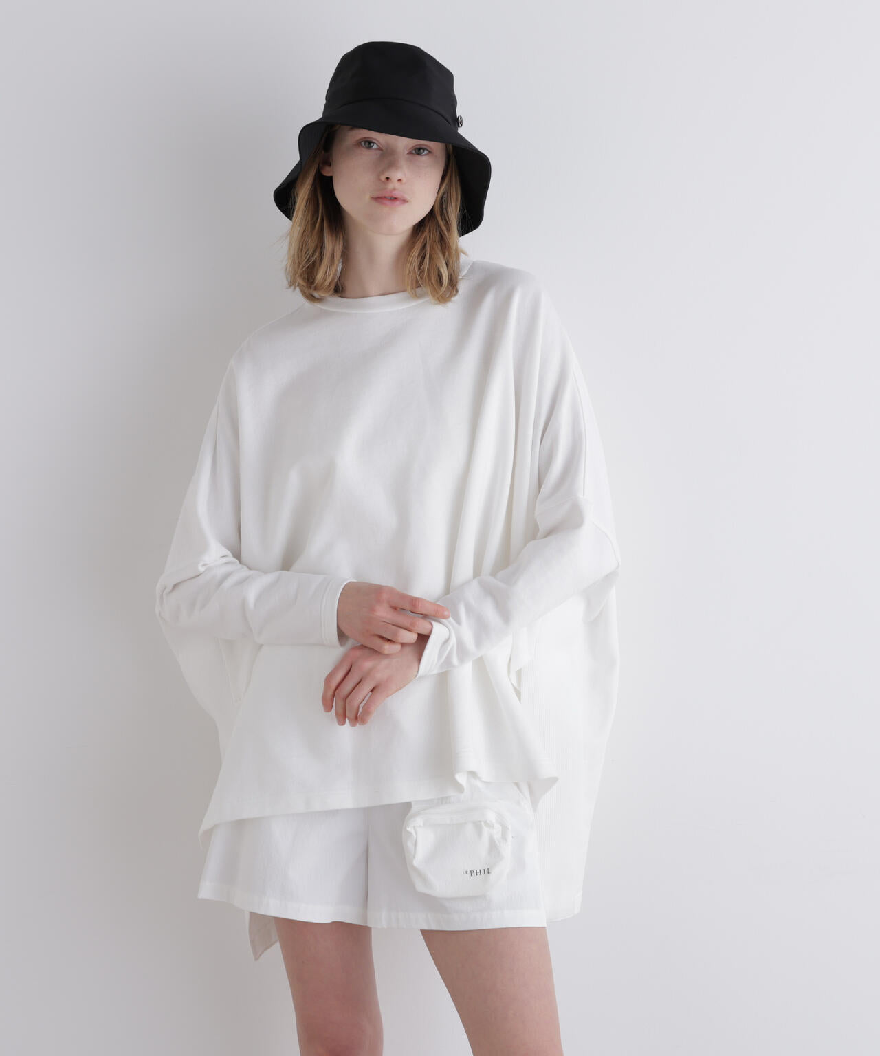 《LE PHIL SPORTS》ミニ裏毛サイドリブプルオーバー