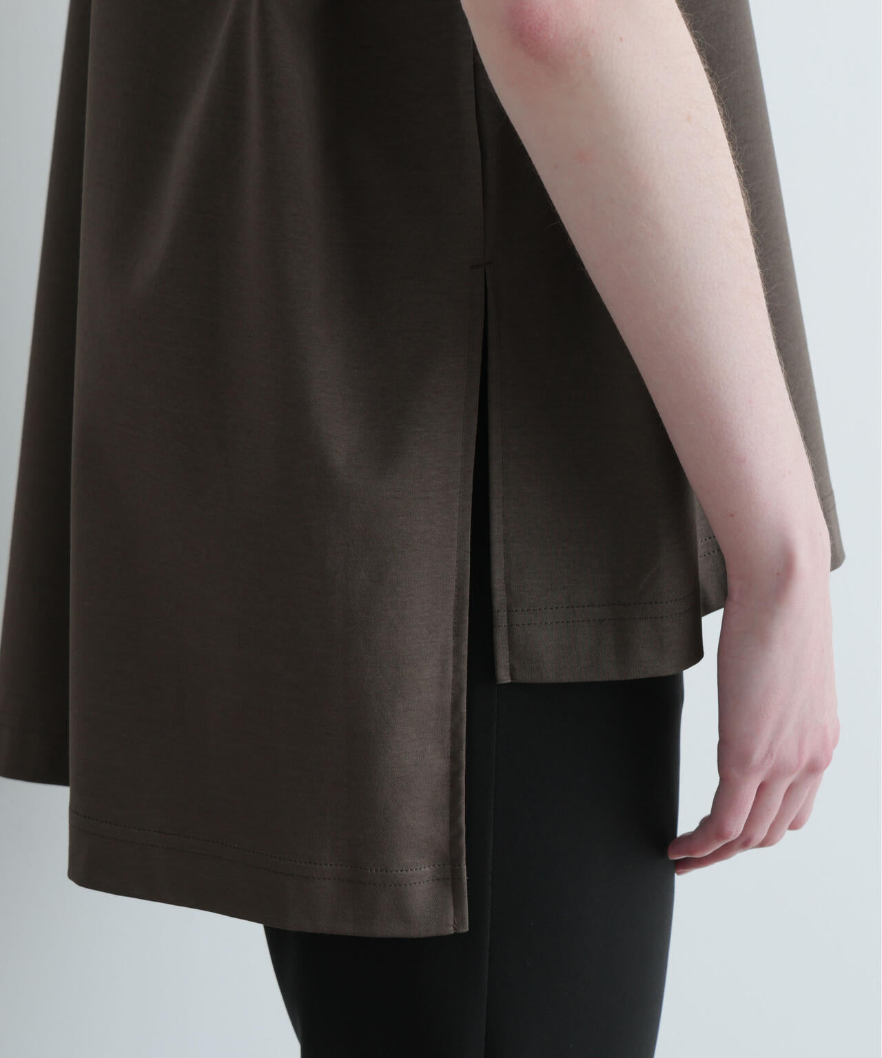 シルキースムースノースリーブT