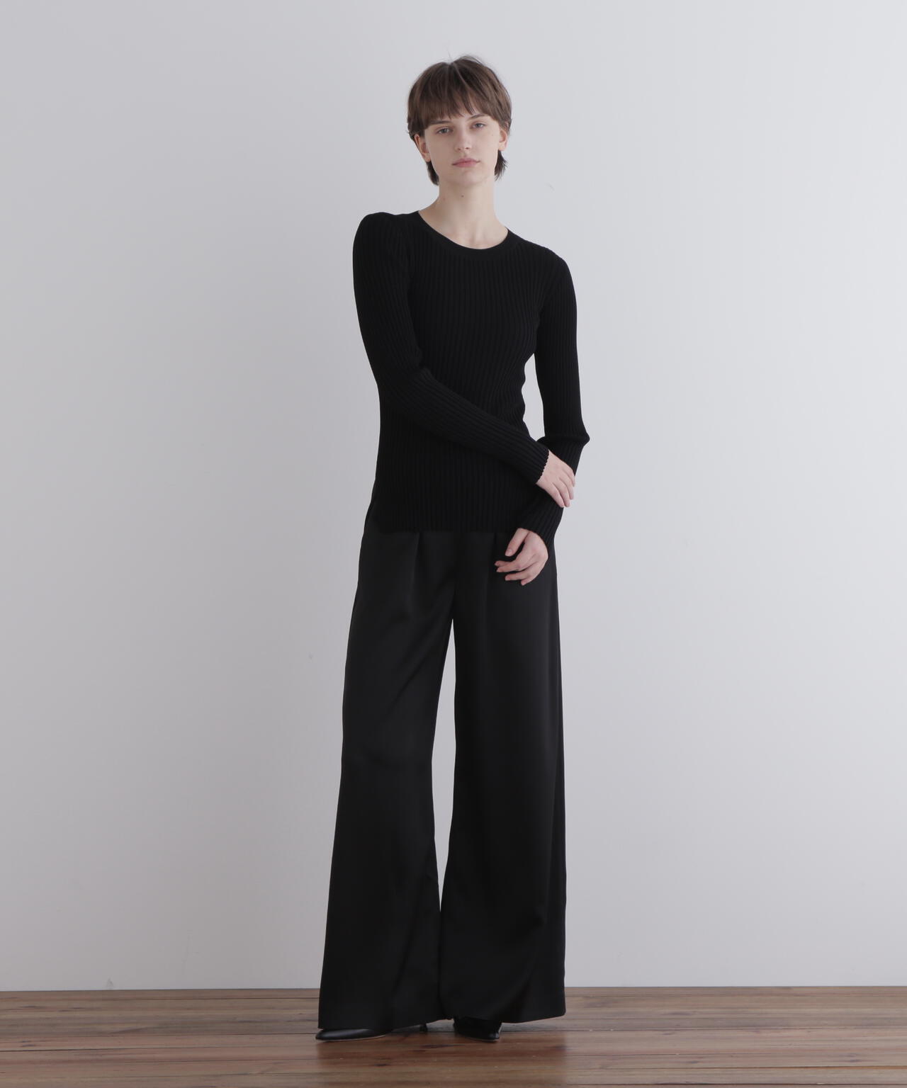 ワイドリブロングスリーブニット