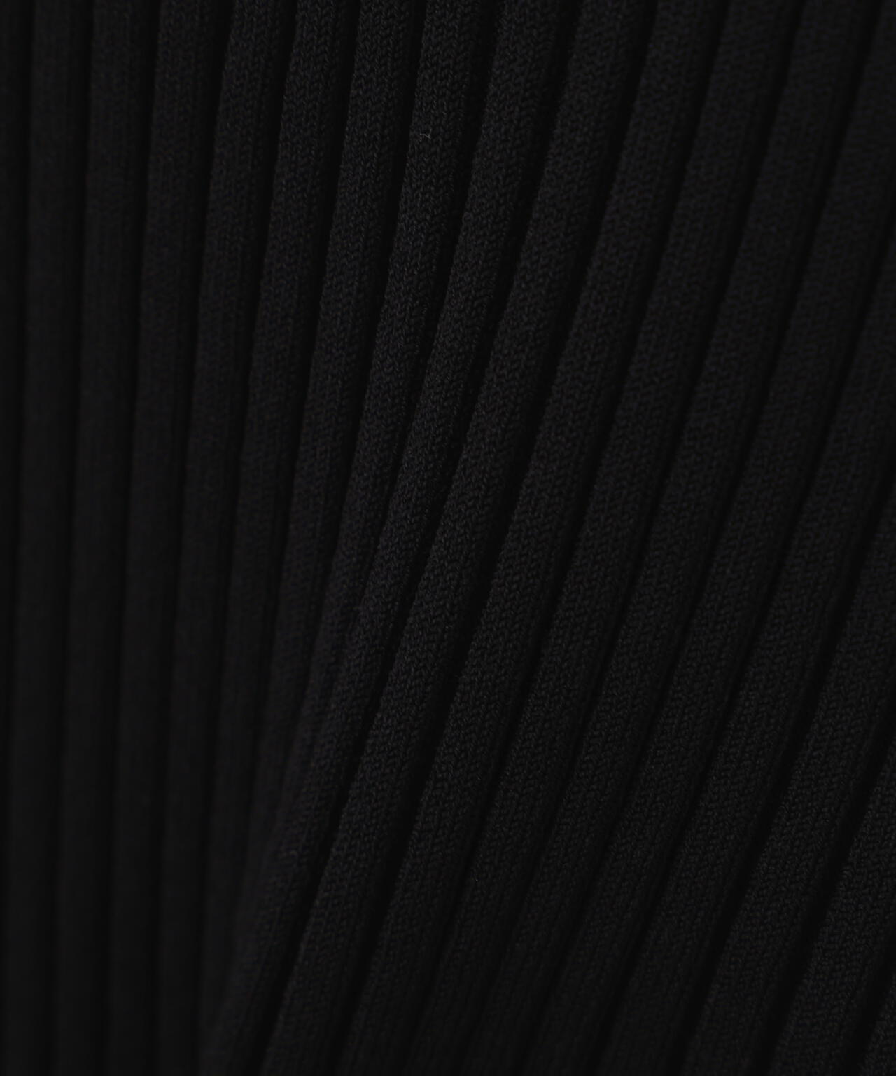 ワイドリブロングスリーブニット