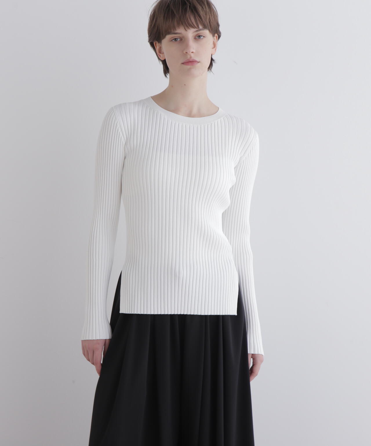 ワイドリブロングスリーブニット