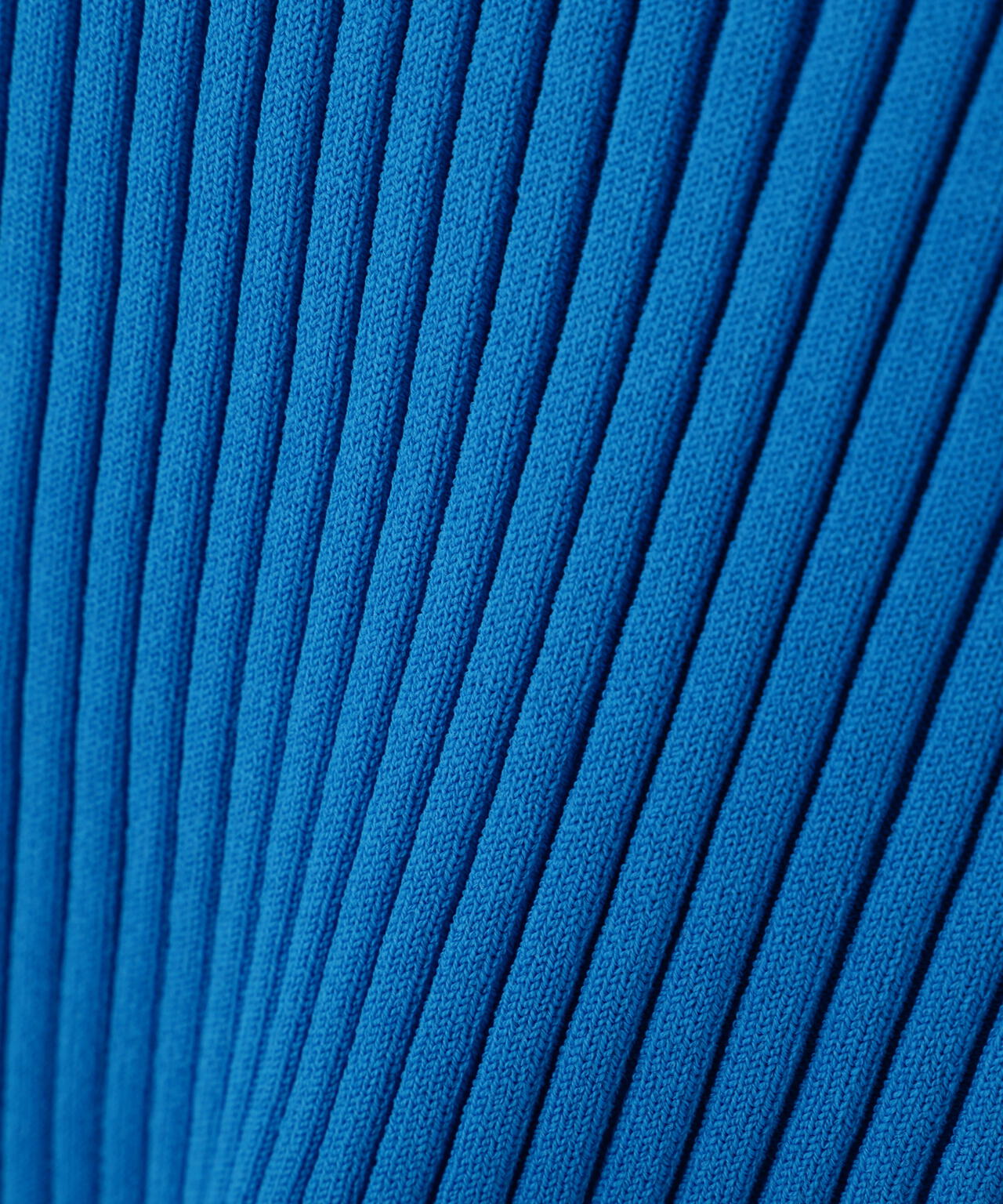 ワイドリブロングスリーブニット