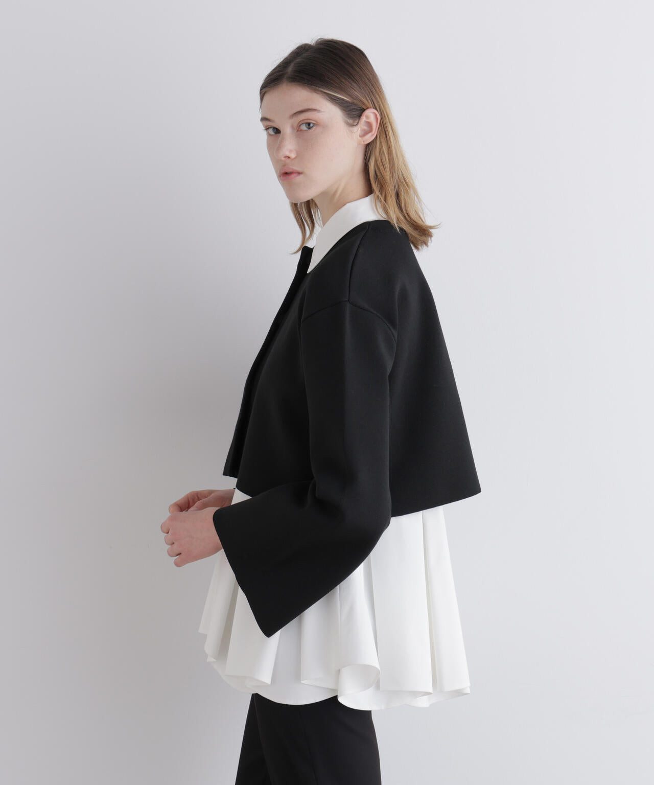 ショートニットプルオーバー