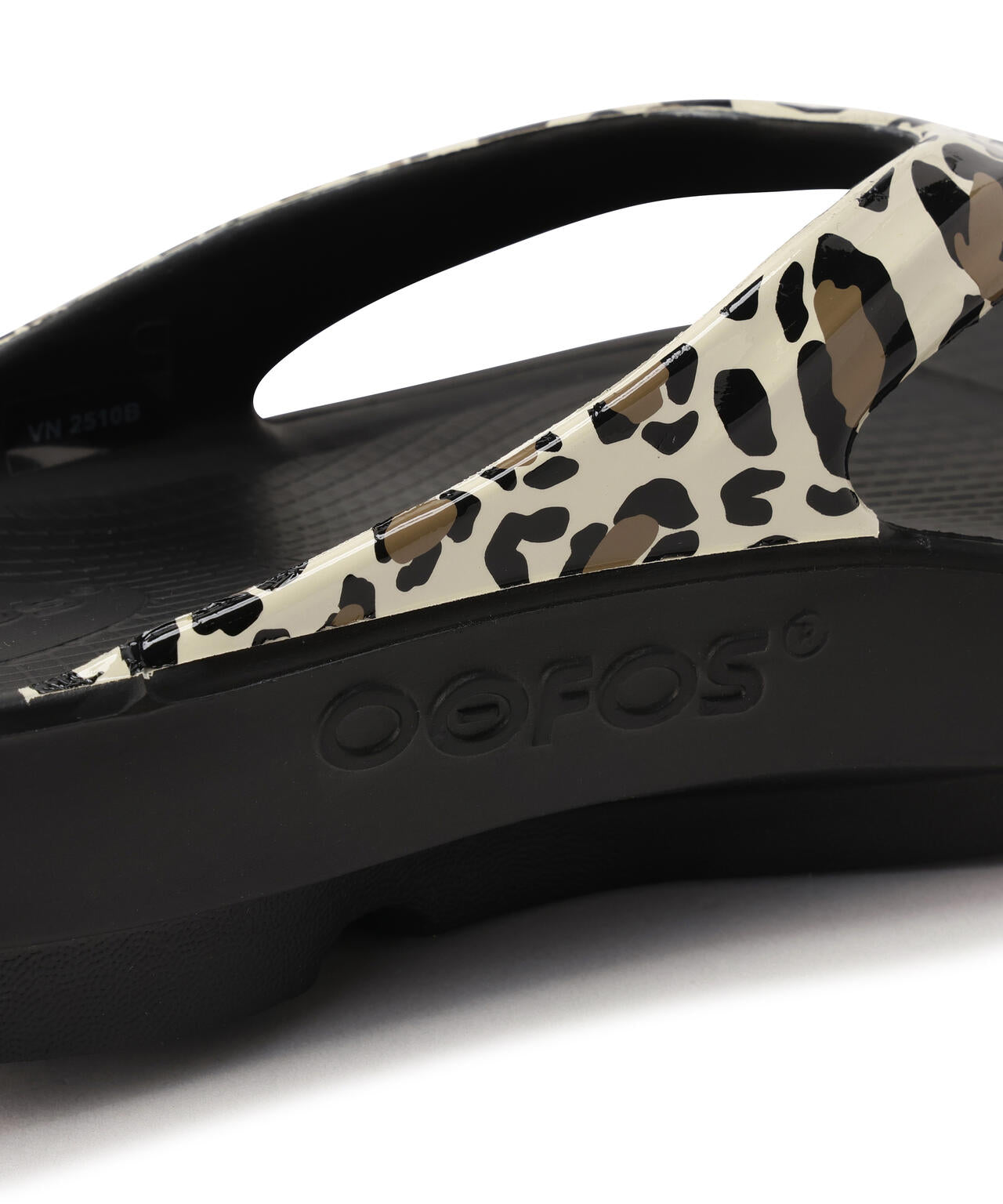 OOFOS / ウーフォス】OOlala Limited－Leopard2 | LE PHIL（ル フィル