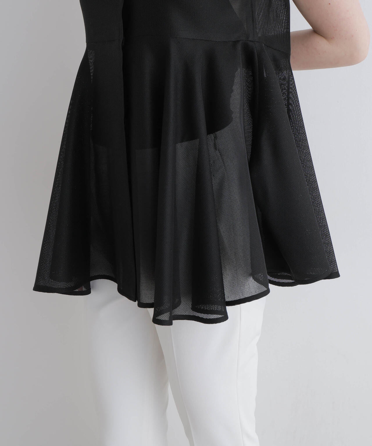 身長173ｃｍ　Ｂ81　Ｗ61　Ｈ89 着用サイズ：F