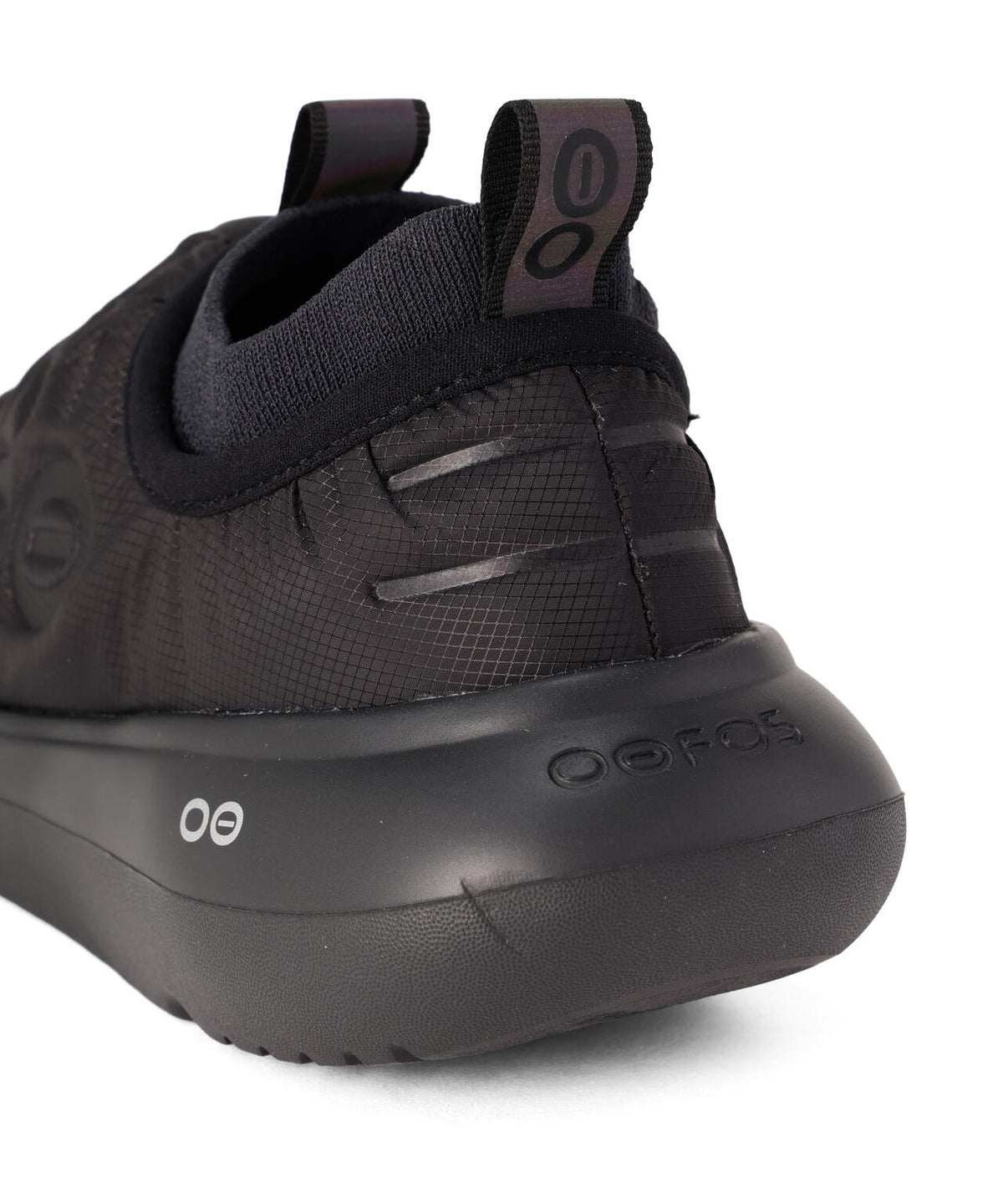 【OOFOS / ウーフォス】Women's OOmy Thermo Zen