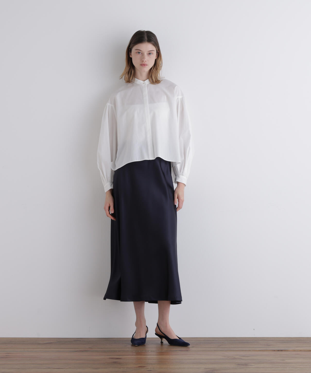 ショートタイプライターギャザーブラウス | LE PHIL（ル フィル