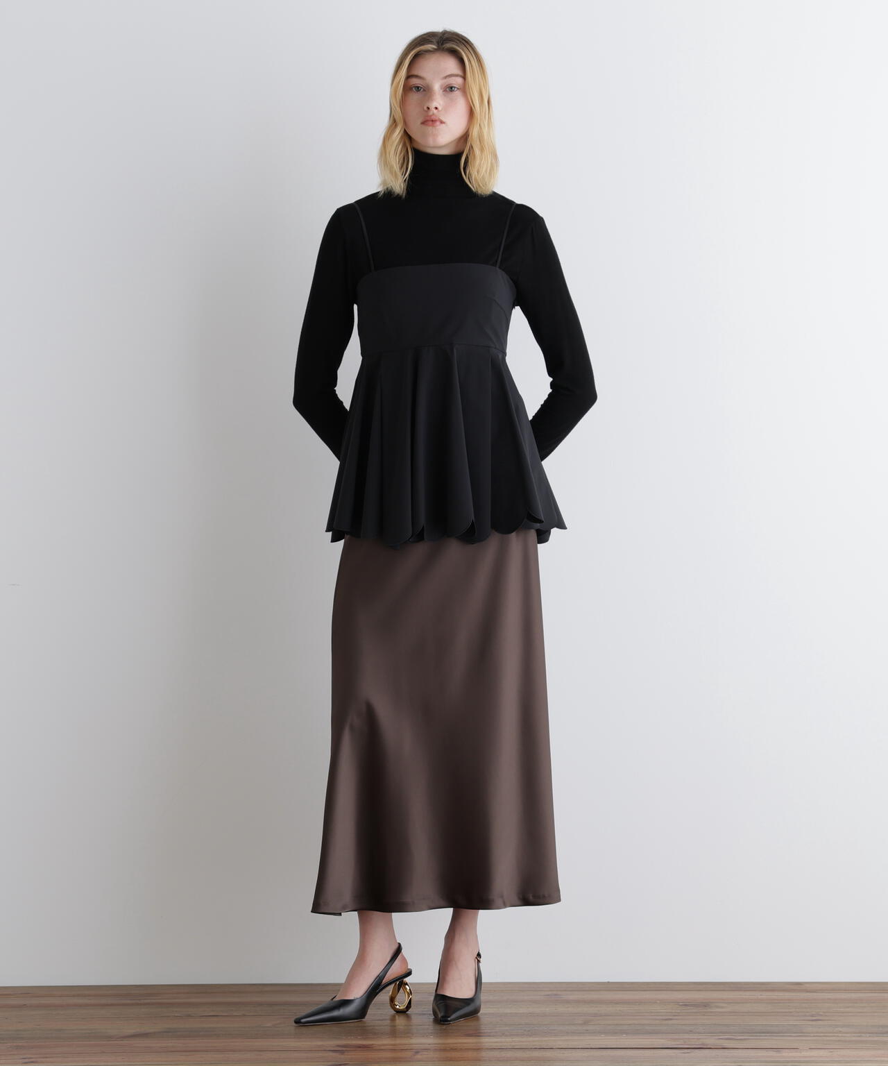 クラシックサテンスカート