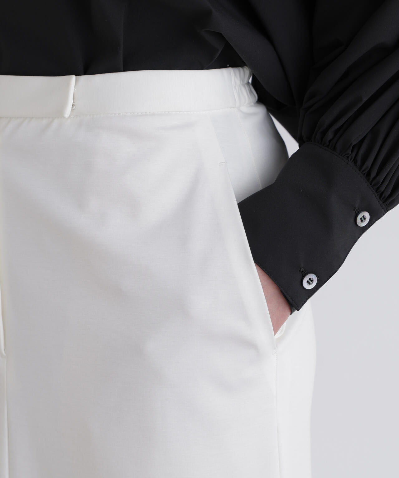 コンパクトポンチスカート