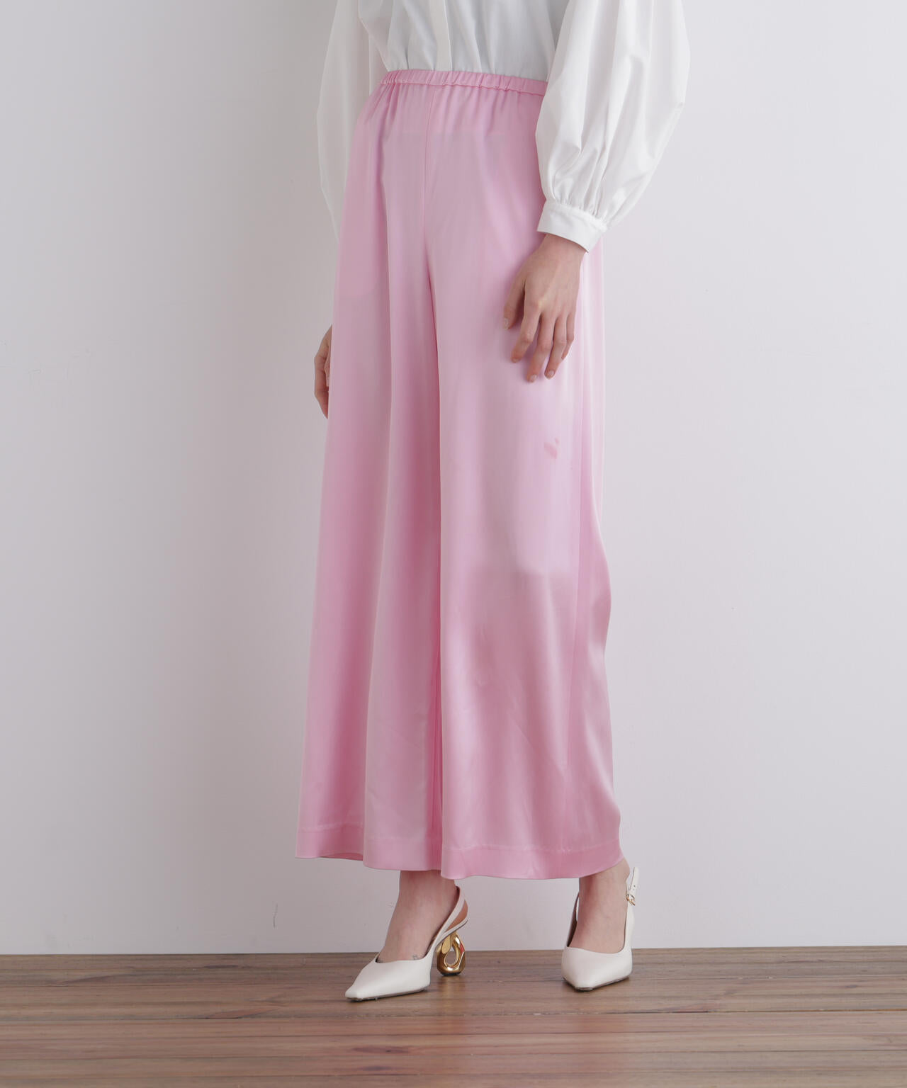 クラシックサテンパンツ