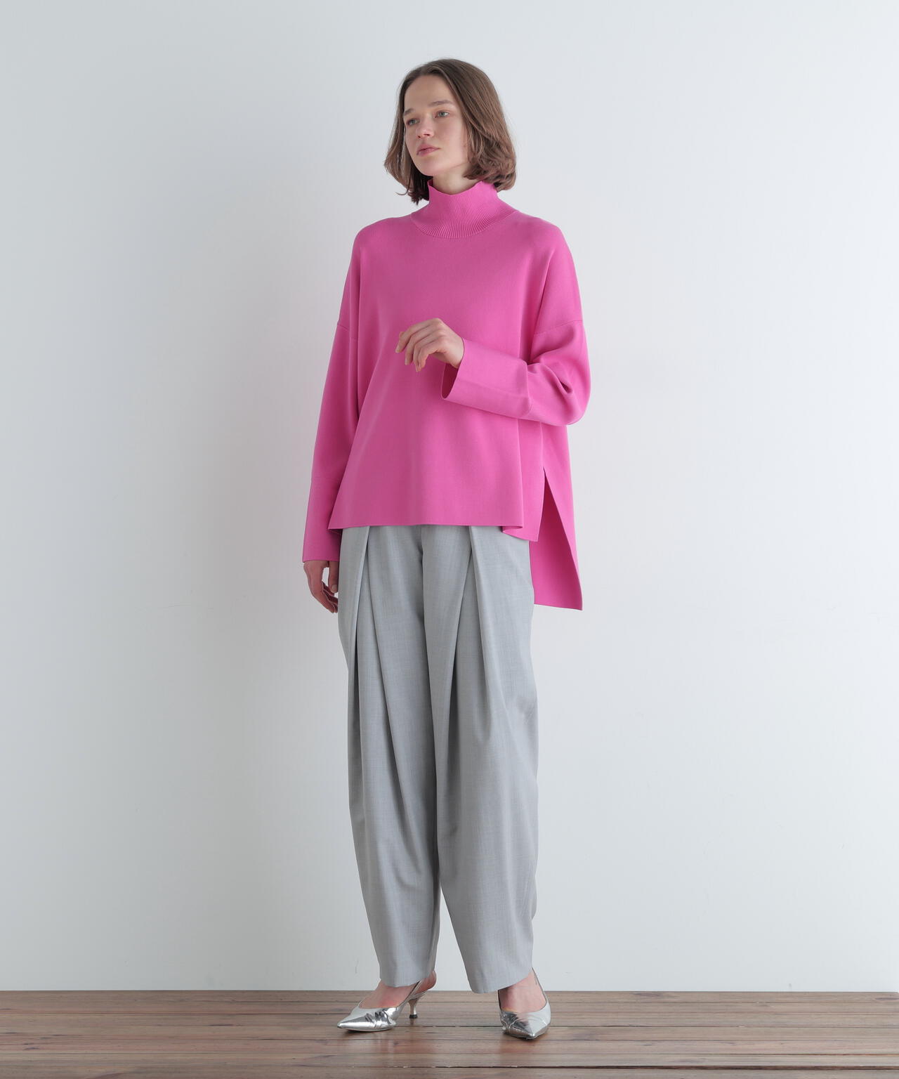 オーバーサイズプルオーバーニット